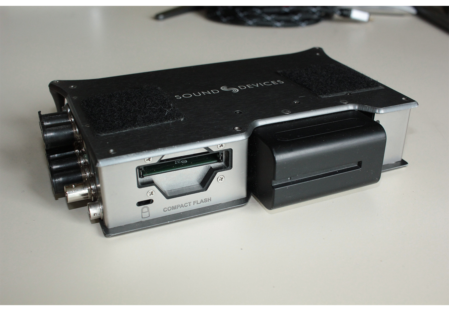 744T Sound Devices 744T Audiofanzine