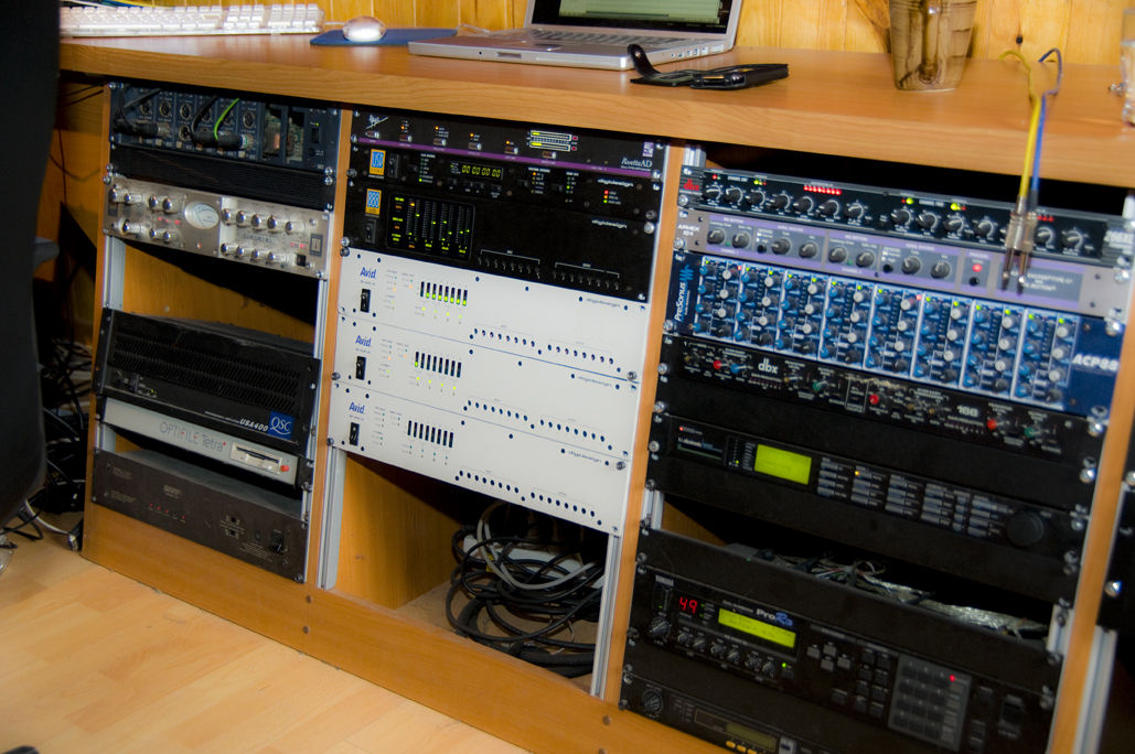 Photo Soundcraft 2400 Soundcraft 2400 (64808) (178489) Audiofanzine