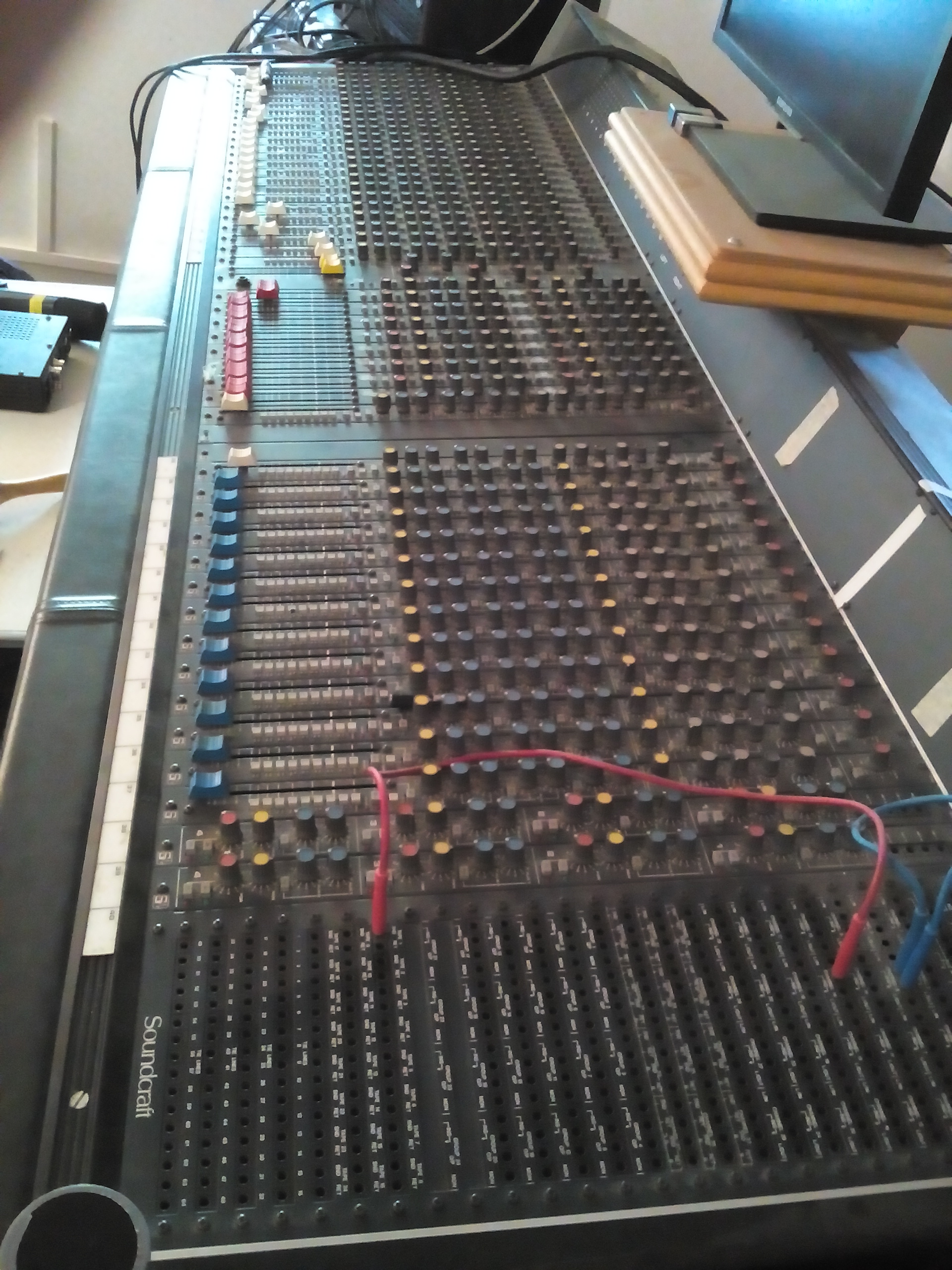 Photo Soundcraft 6000 Soundcraft 6000 (91924) (1482532) Audiofanzine