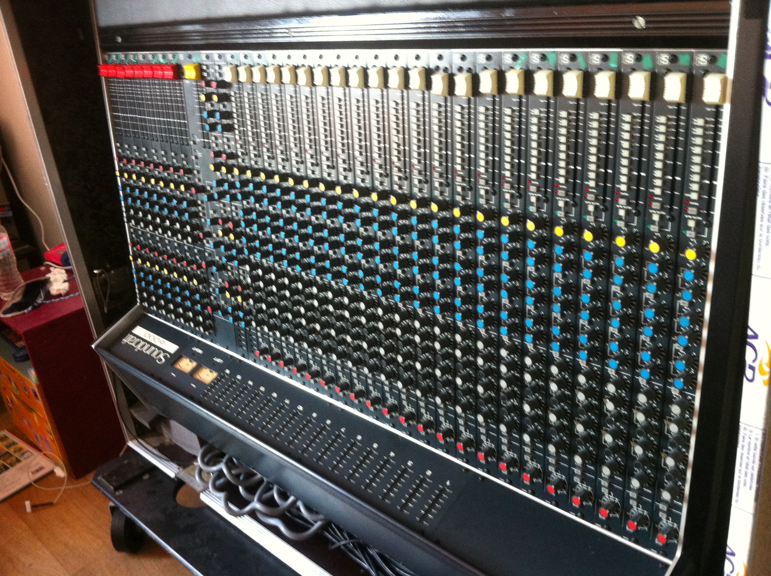 Photo Soundcraft 6000 Soundcraft 6000 1583124 (1600294) Audiofanzine