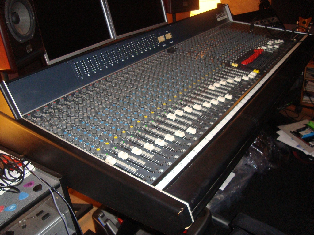 Photo Soundcraft 6000 Soundcraft 6000 (37462) (303142) Audiofanzine