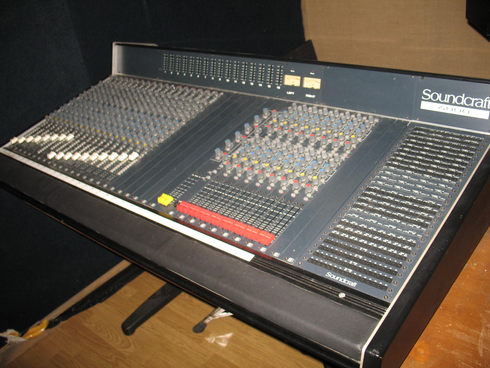 Photo Soundcraft 6000 Soundcraft 6000 (47262) (316876) Audiofanzine