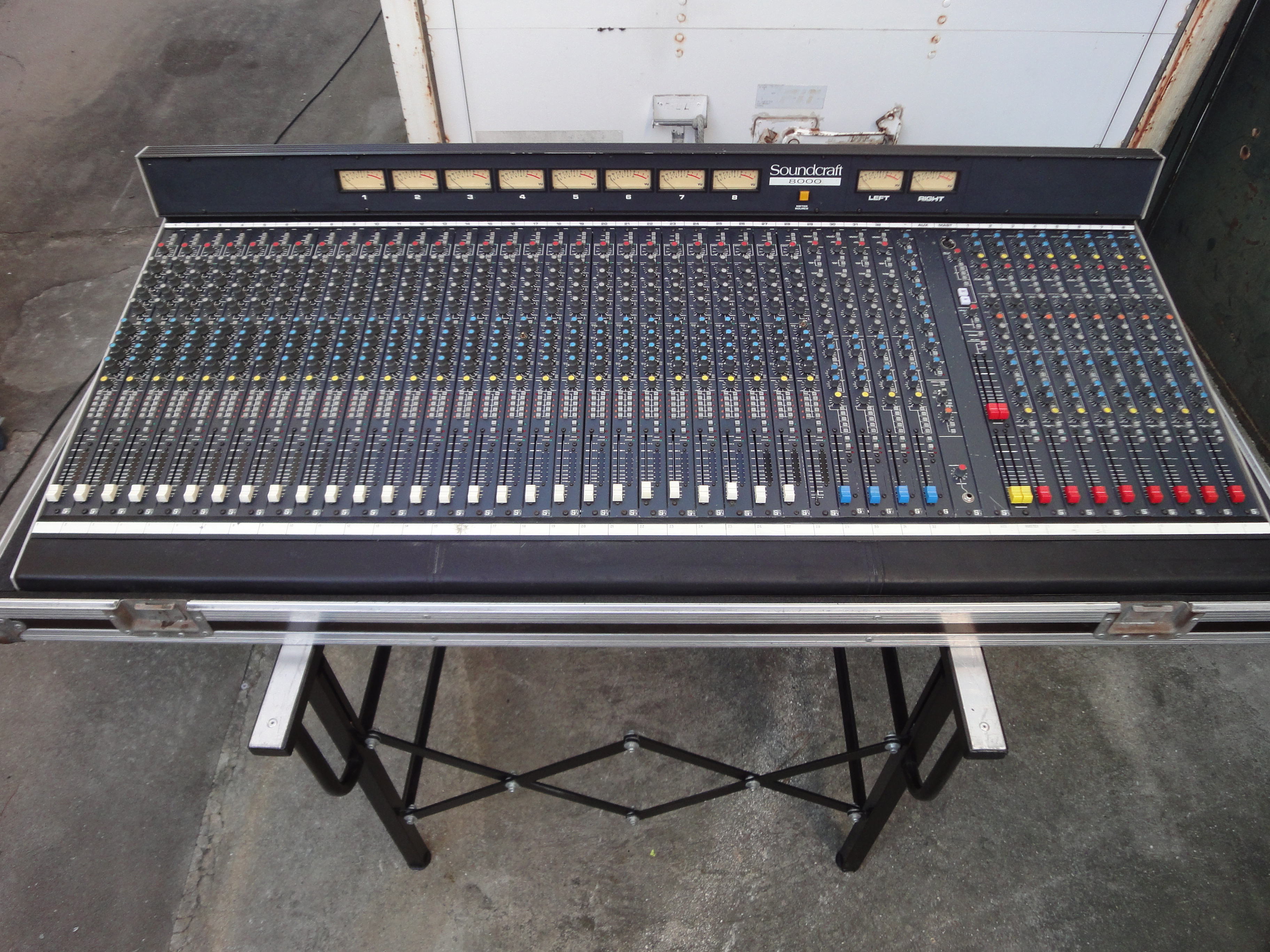 Photo Soundcraft 8000 Soundcraft 8000 (54555) (798342) Audiofanzine