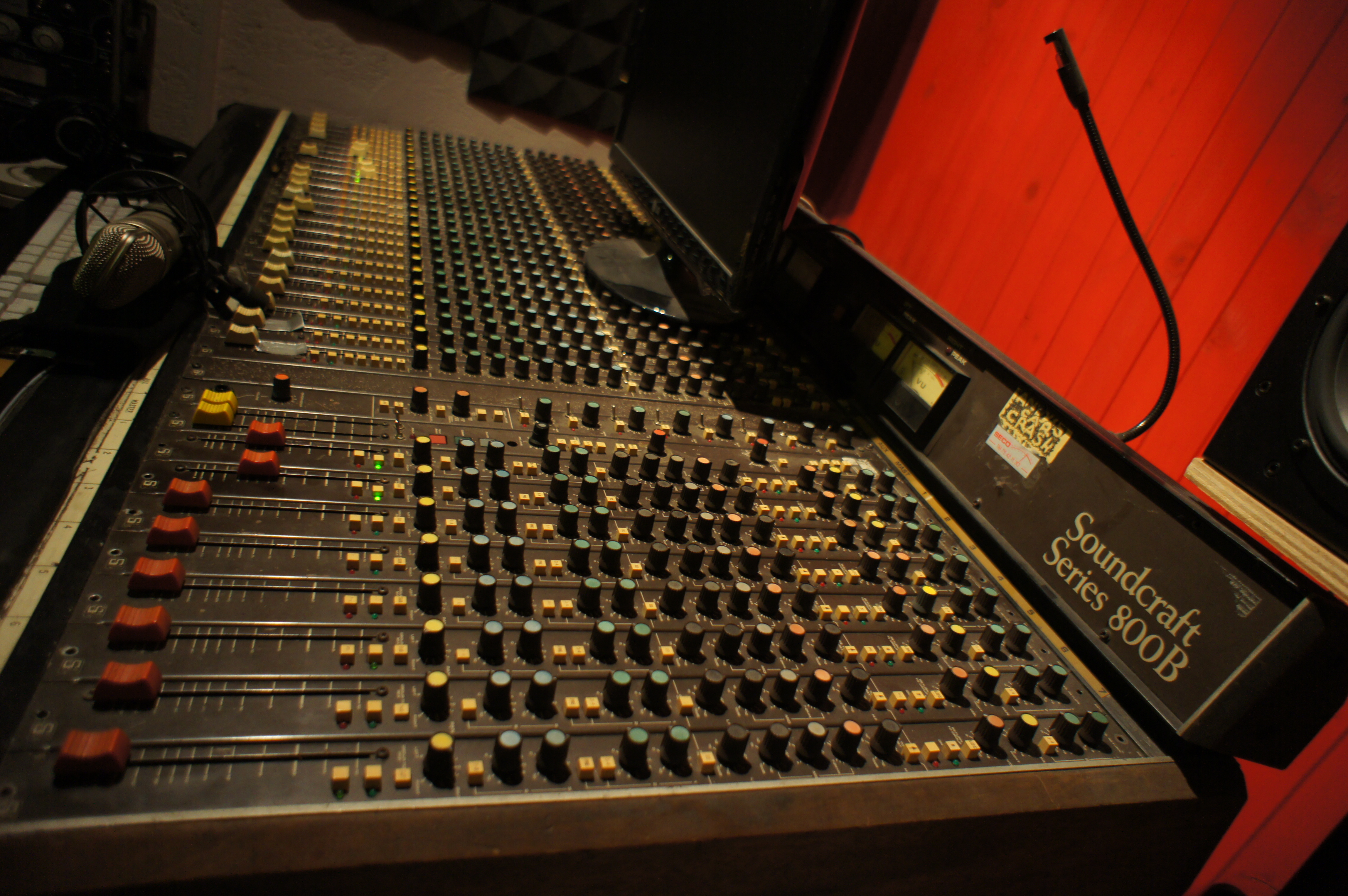 soundcraft-800b-514406.jpg