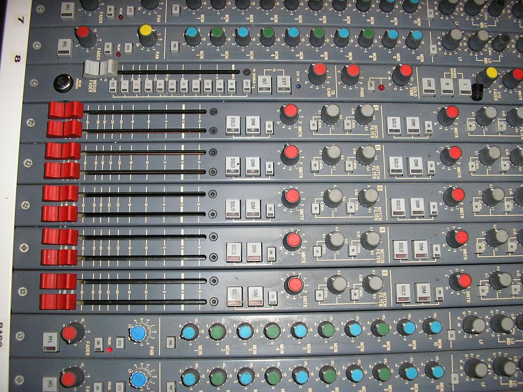 Photo Soundcraft Delta Monitor : Soundcraft Delta Monitor (23292