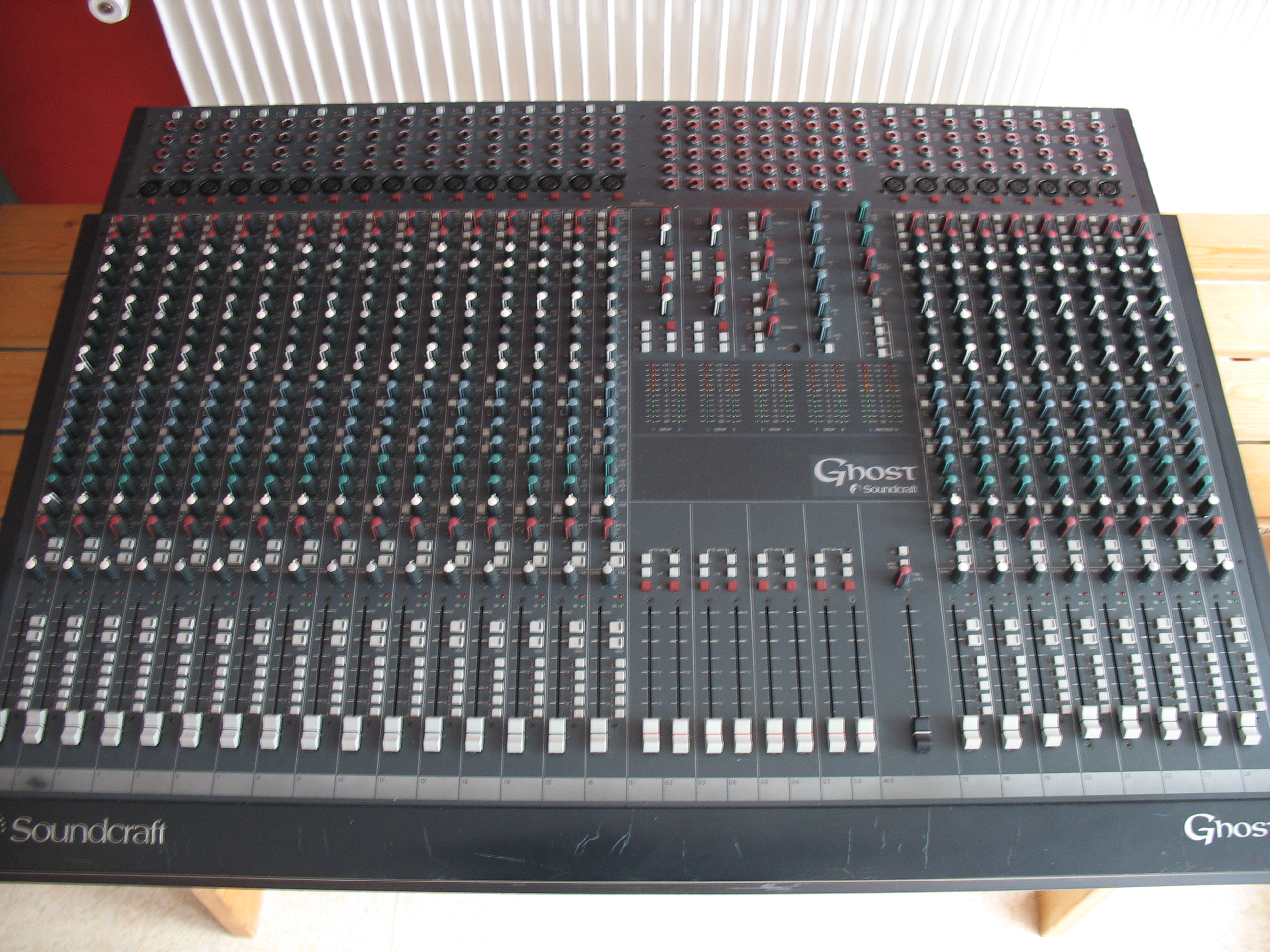 soundcraft ghost vs ghost le