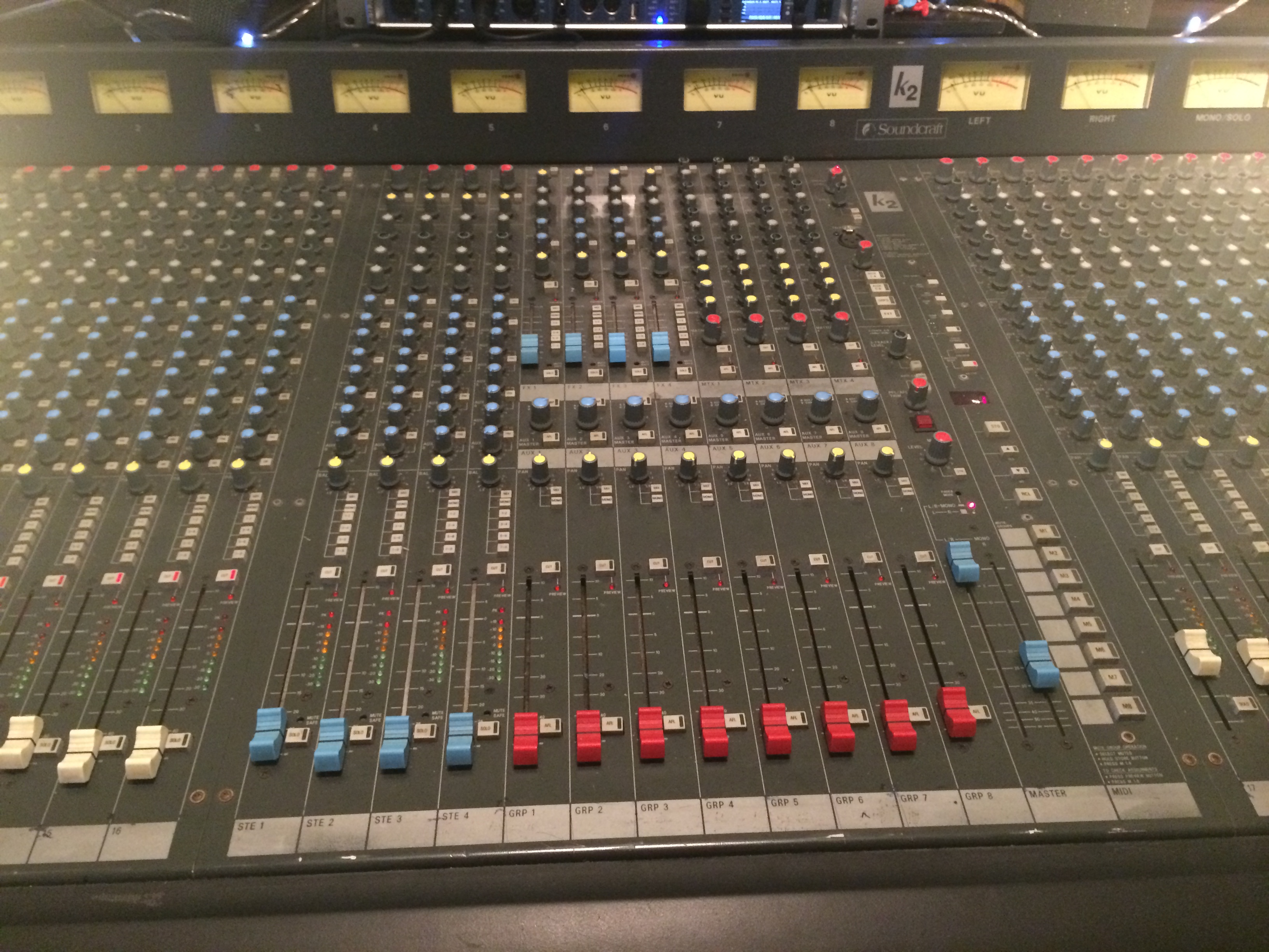 K2 32/8/8 Soundcraft K2 32/8/8 Audiofanzine
