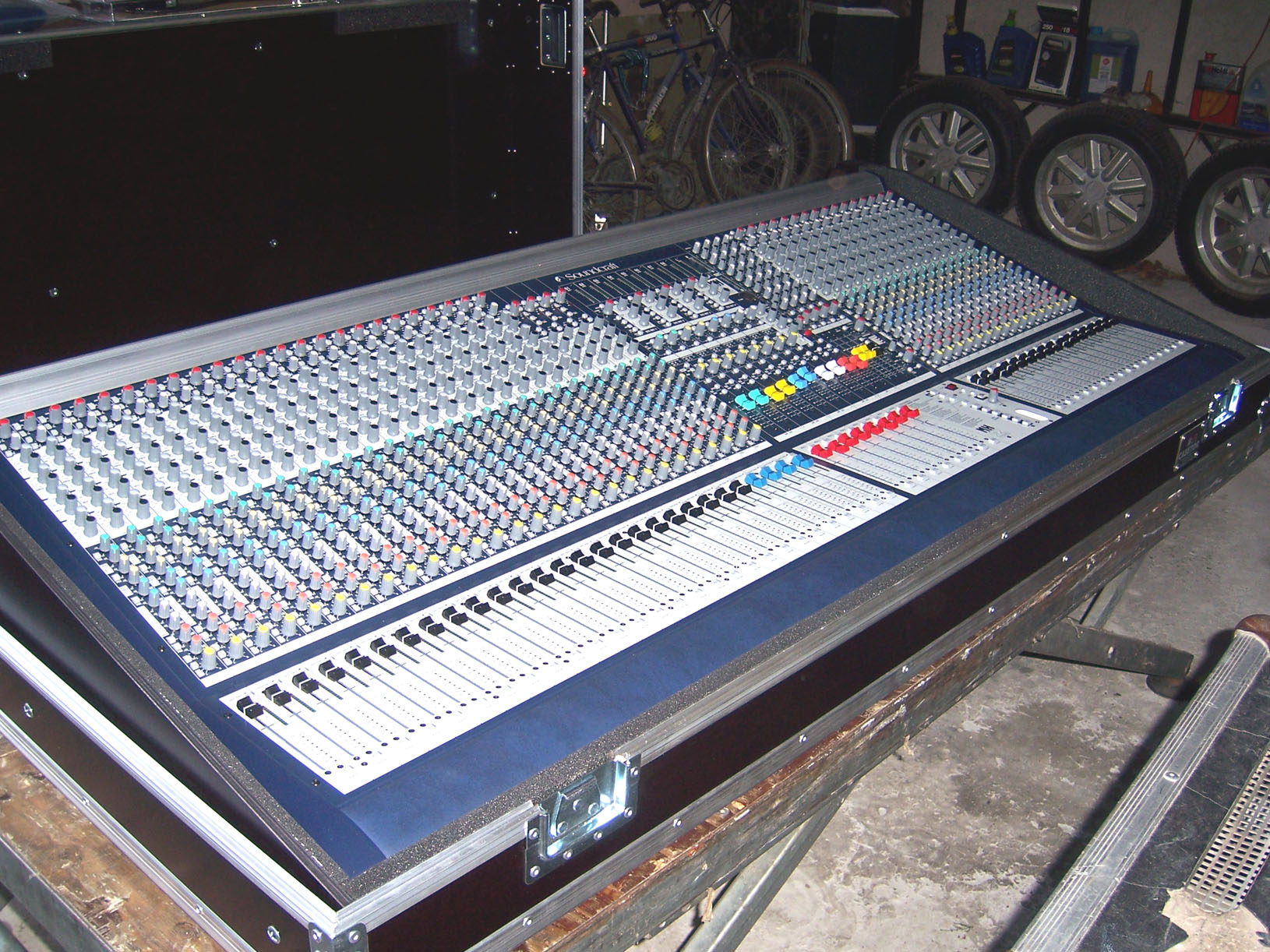 Soundcraft MH2 40+4 image (#833598) - Audiofanzine