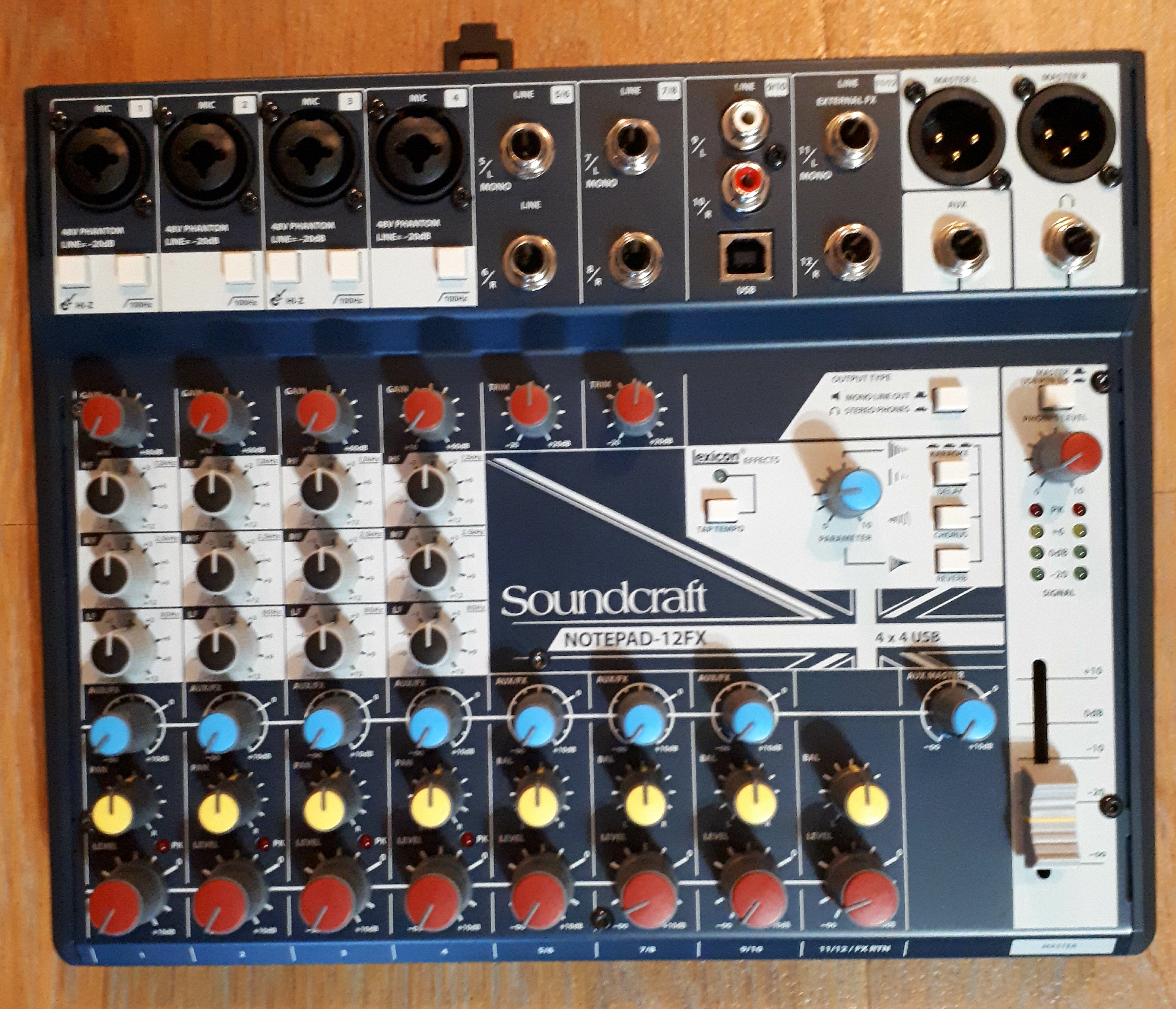 NOTEPAD-12FX - Soundcraft Notepad-12FX - Audiofanzine