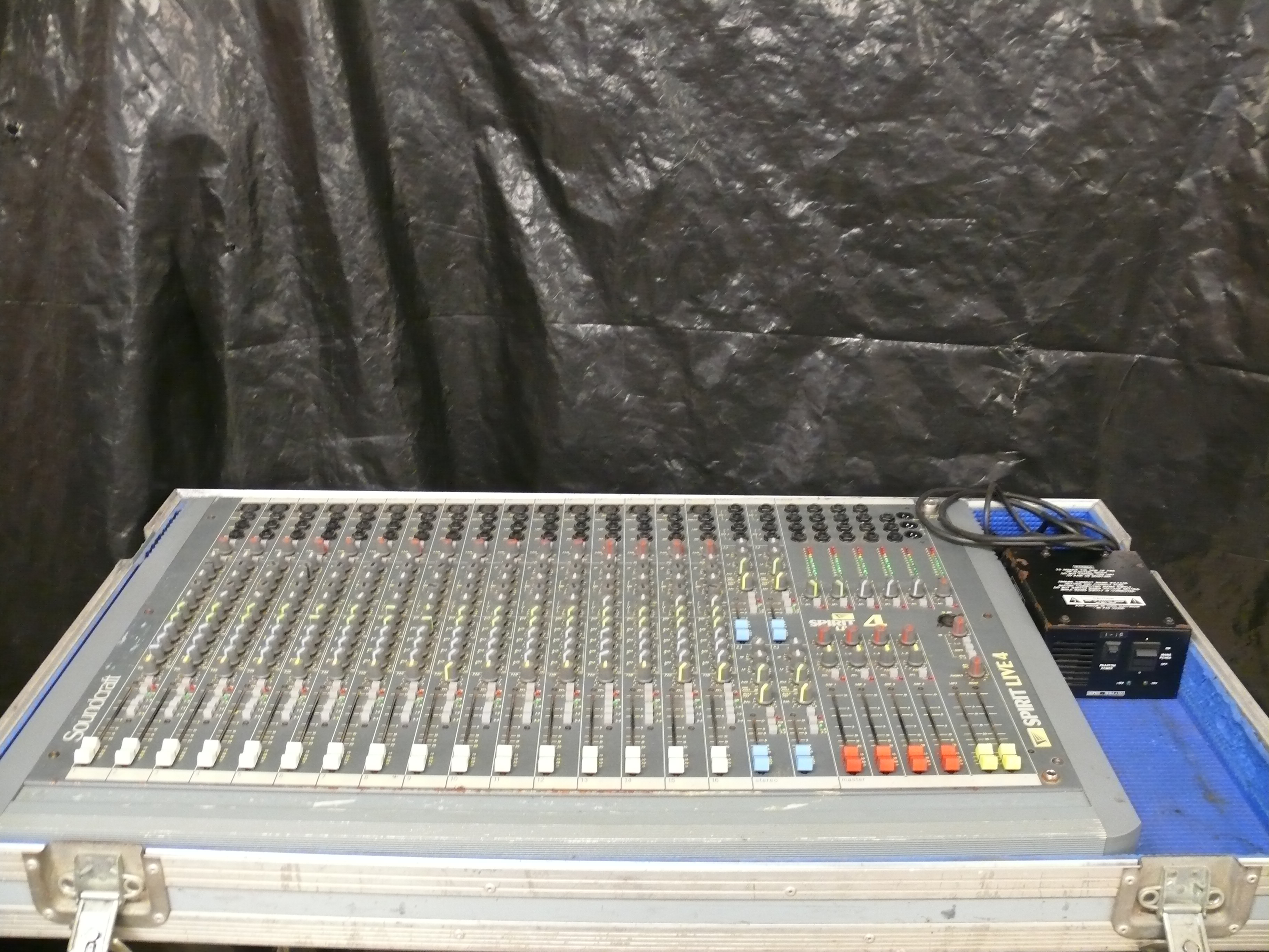 Soundcraft Spirit Live 4 image (#352507) - Audiofanzine