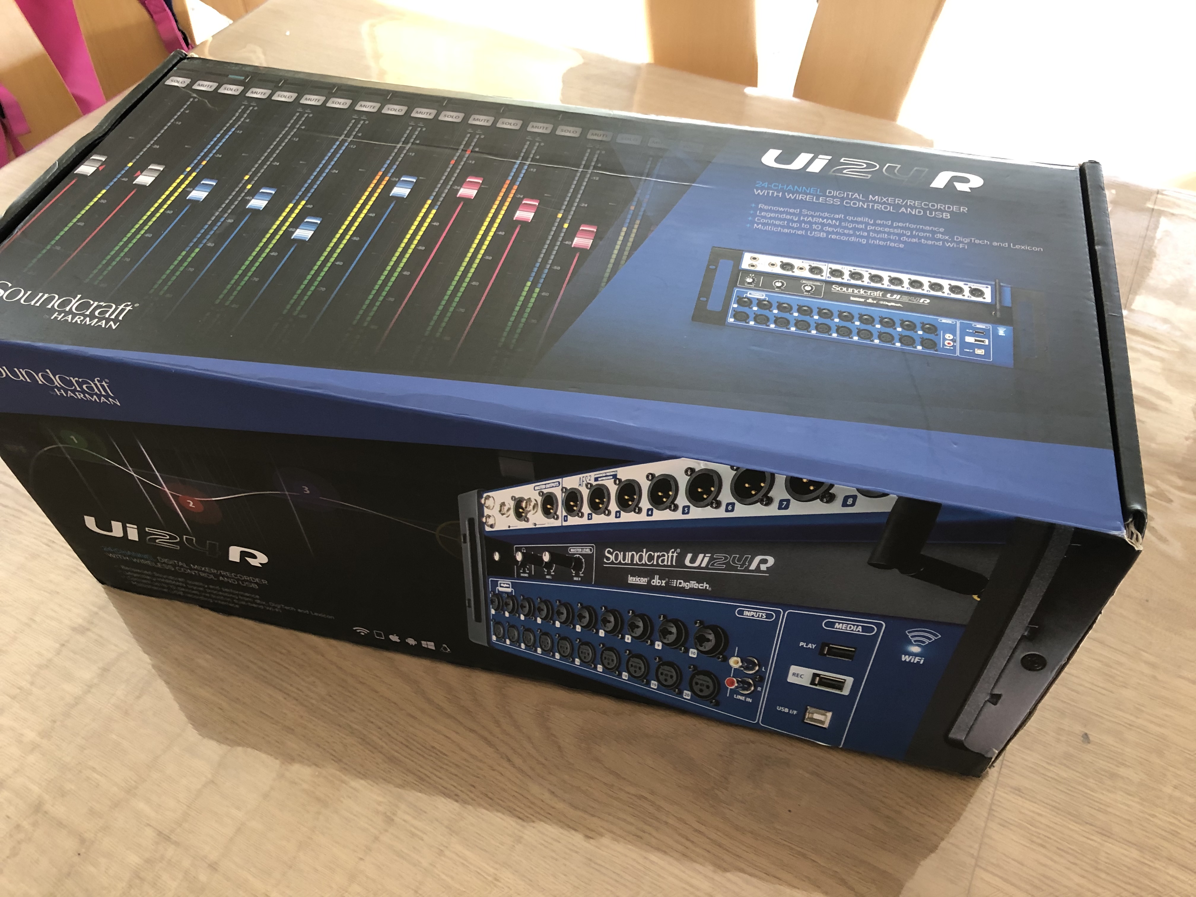 Ui24R Soundcraft Ui24R Audiofanzine