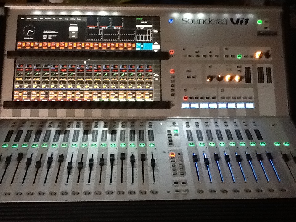 Photo Soundcraft Vi1 Soundcraft Vi1 (36134) (1146068) Audiofanzine