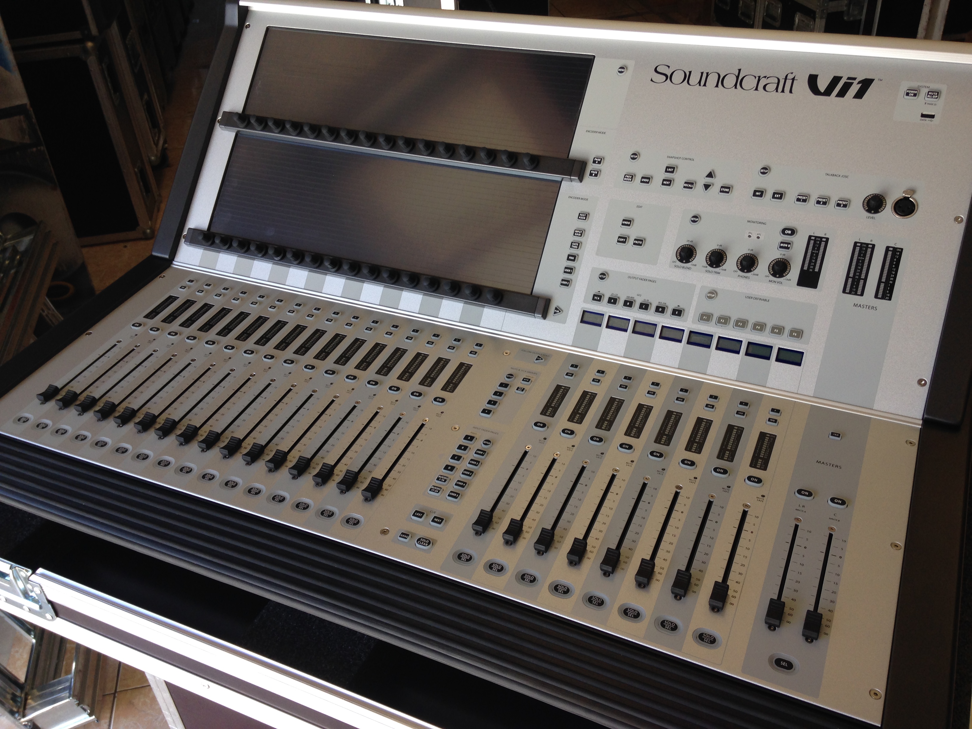 Soundcraft Vi1 image (1611809) Audiofanzine