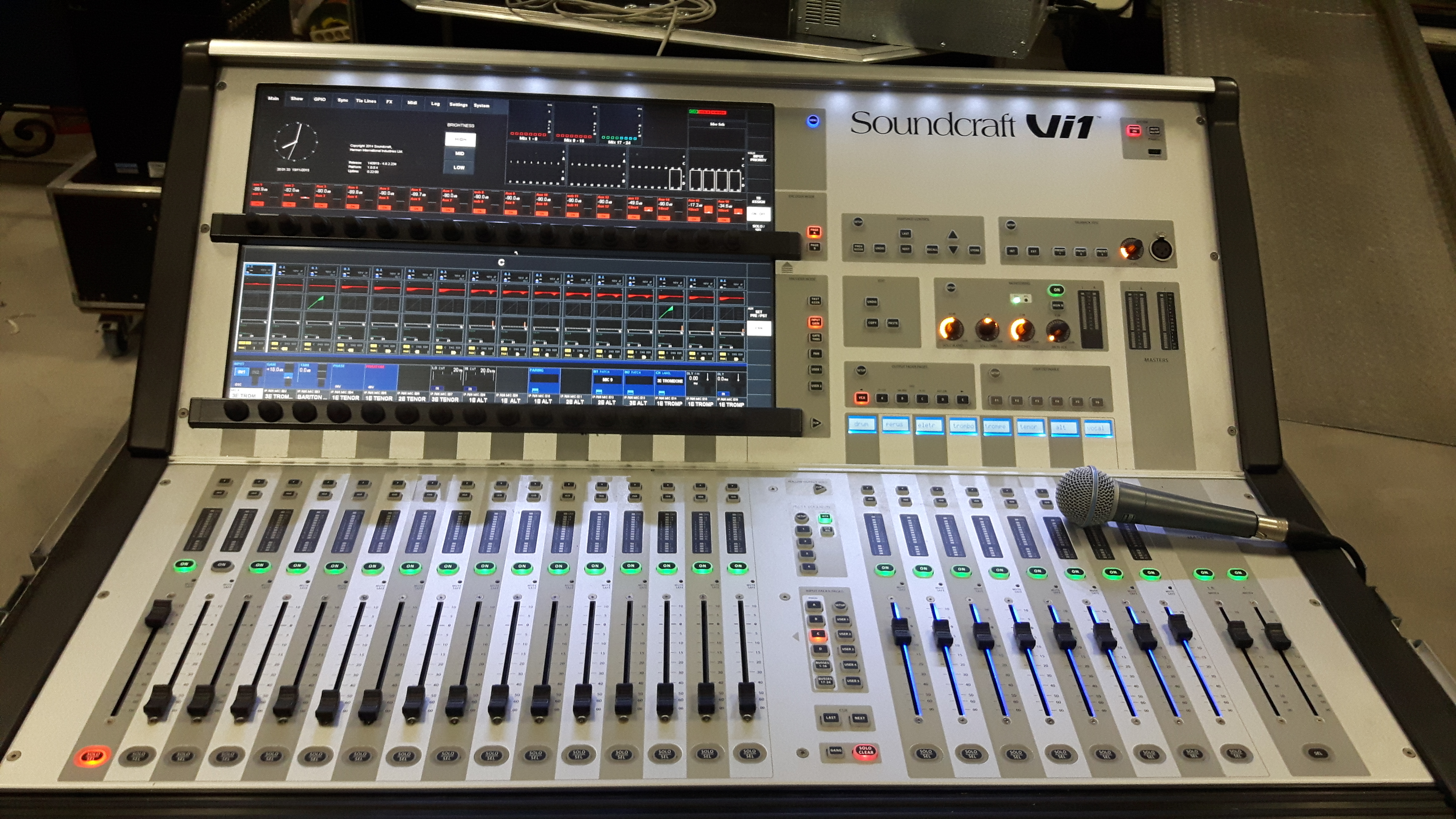 Photo Soundcraft Vi1 Soundcraft Vi1 (73041) (1684928) Audiofanzine