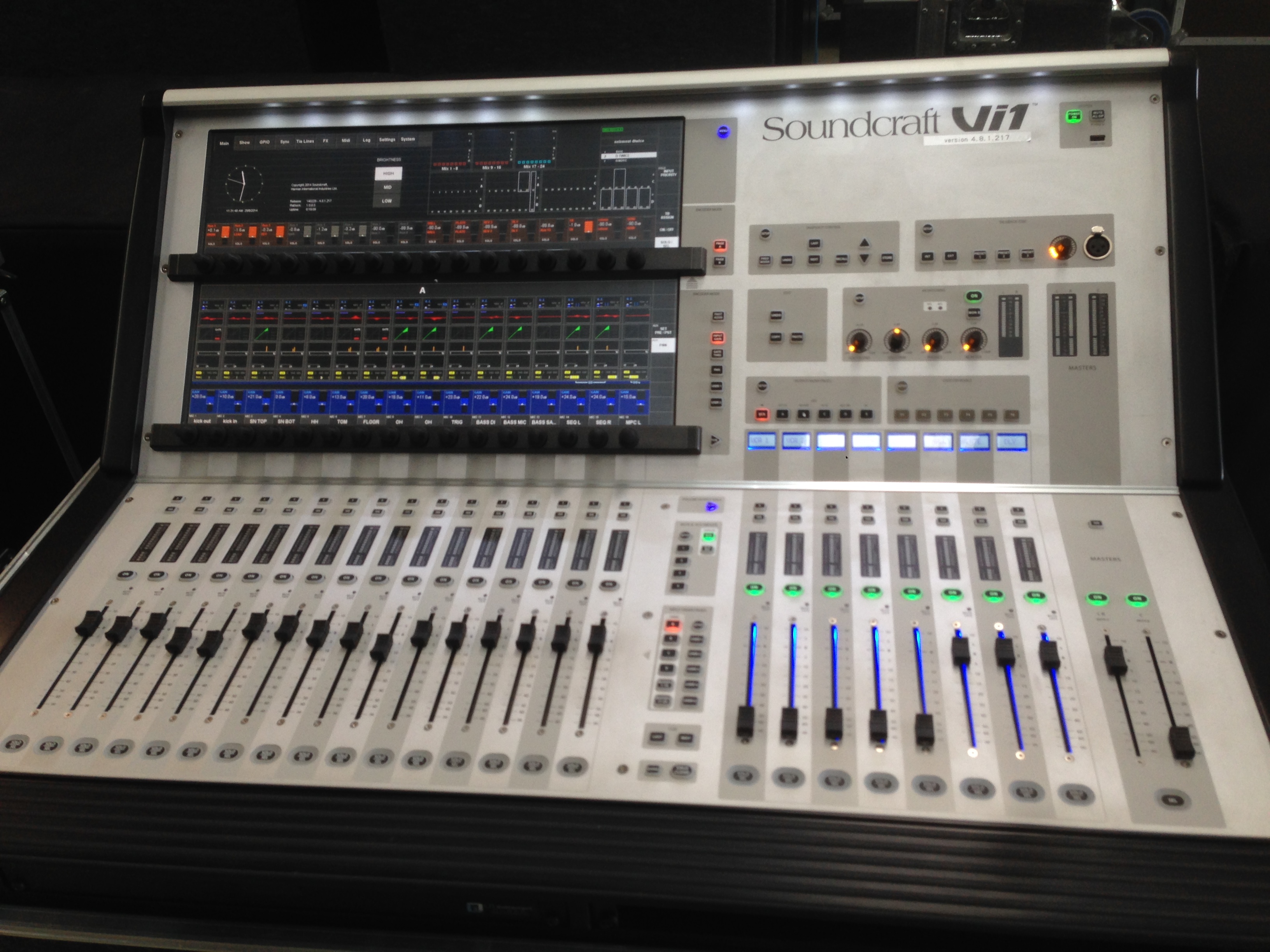 Soundcraft Vi1 image (907442) Audiofanzine