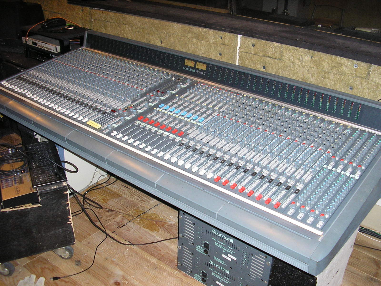 Soundcraft Vienna II image (#182917) - Audiofanzine