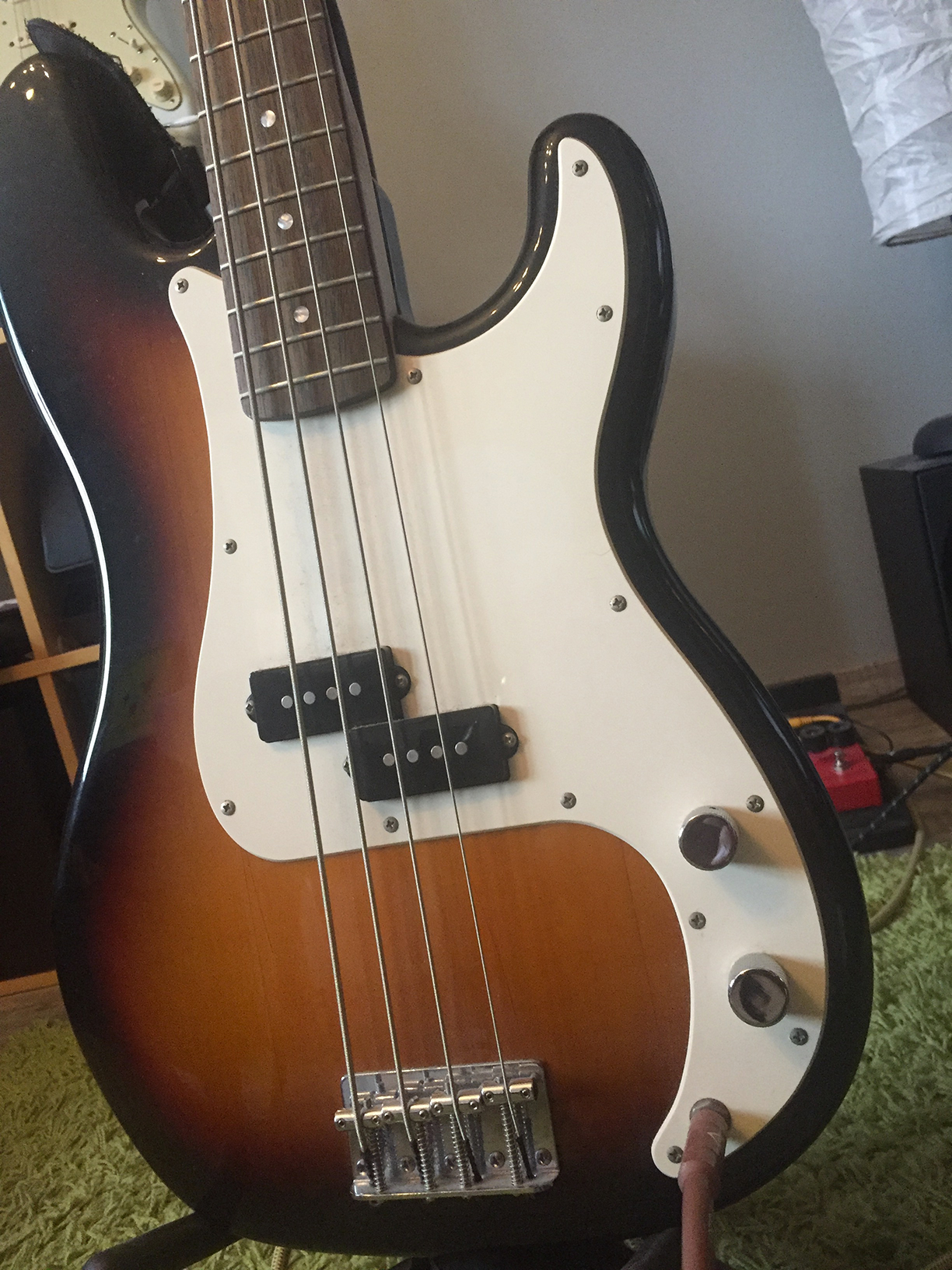 Photo Squier Affinity P Bass : Squier Affinity P Bass (46434) (#1832544 ...