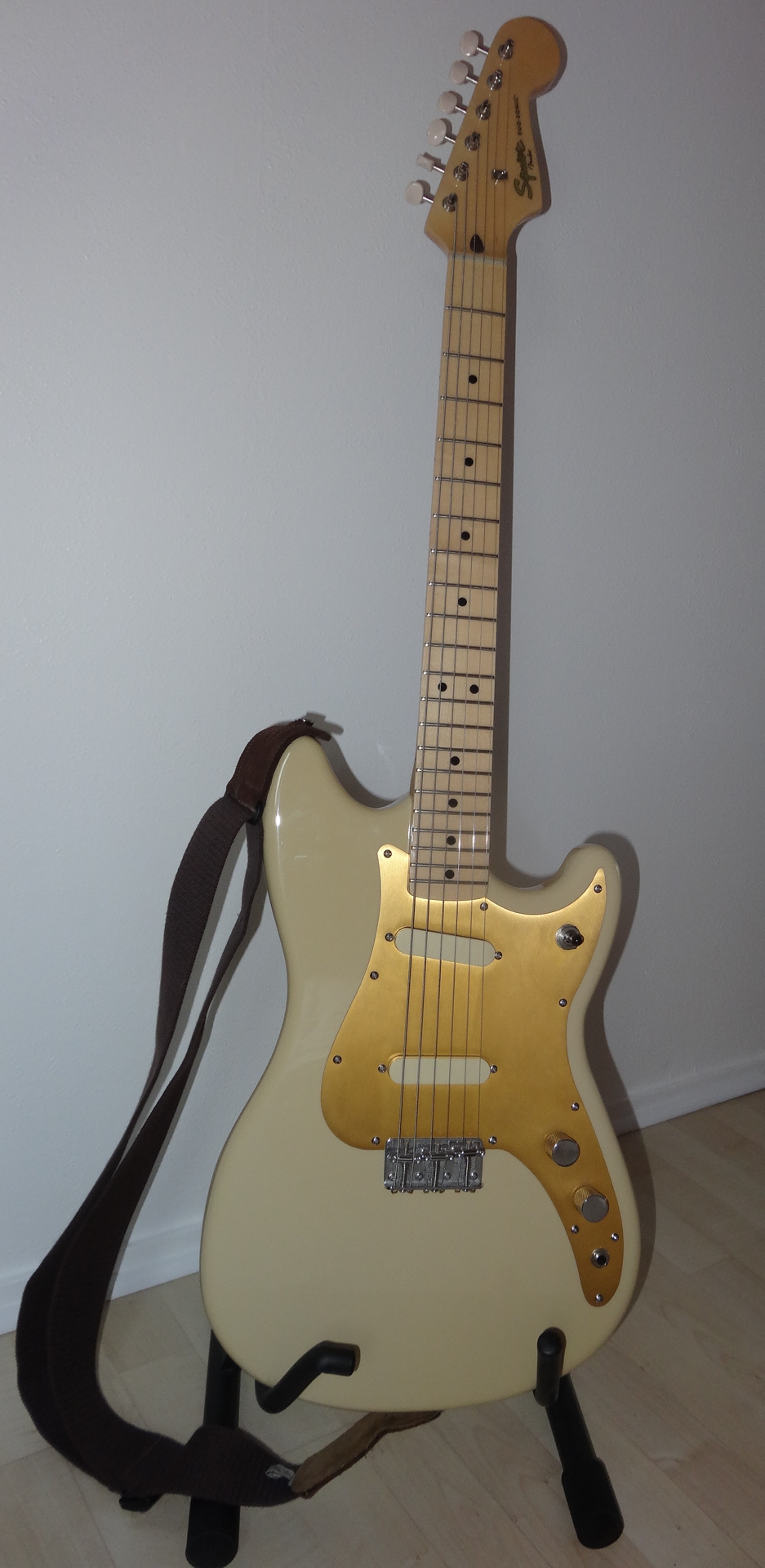 Photo Squier Classic Vibe Duo Sonic 50s Squier Classic Vibe Duo Sonic 50s Desert Sand