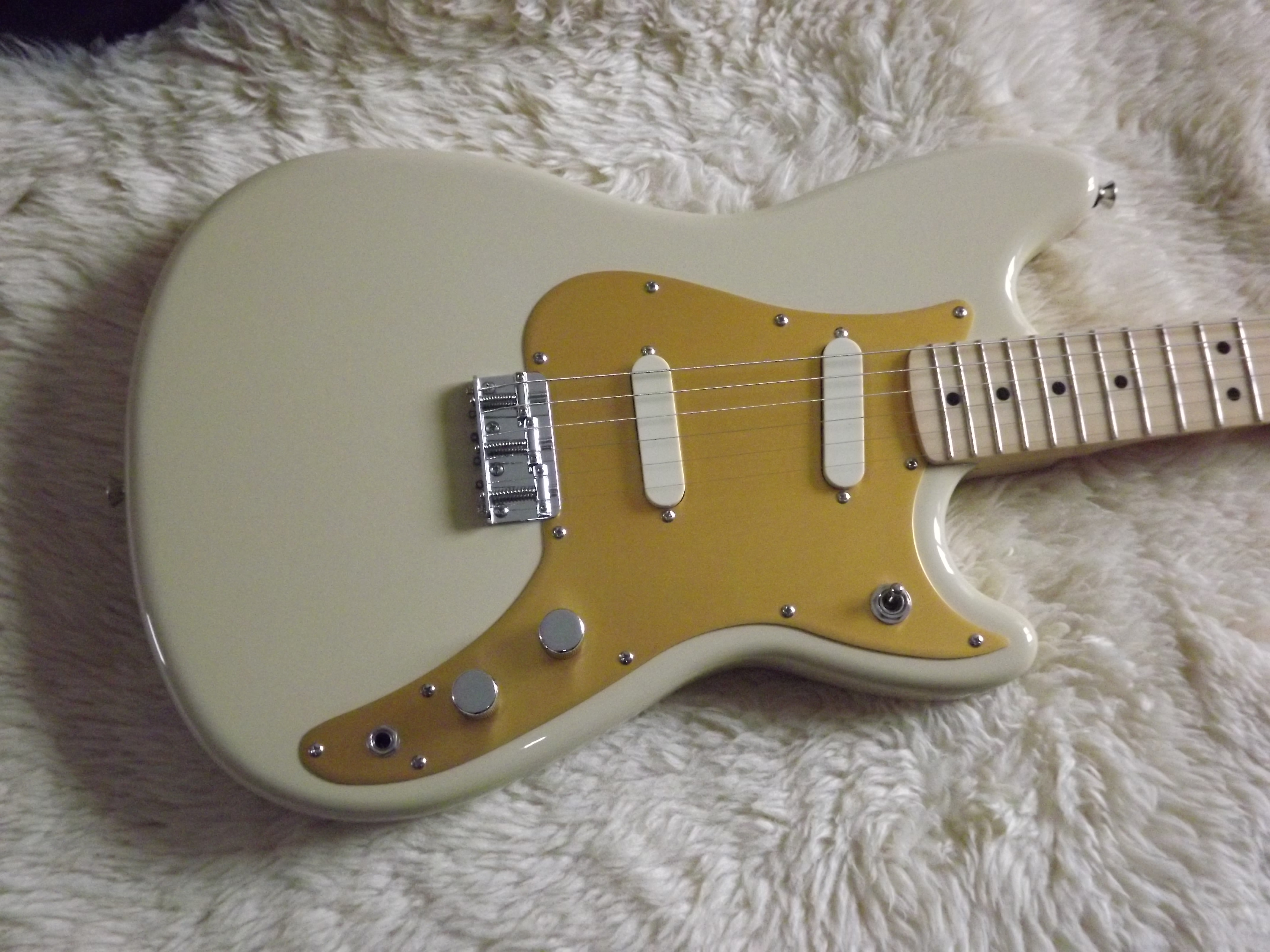 Photo Squier Classic Vibe Duo Sonic 50s Squier Classic Vibe Duo Sonic 50s Desert Sand