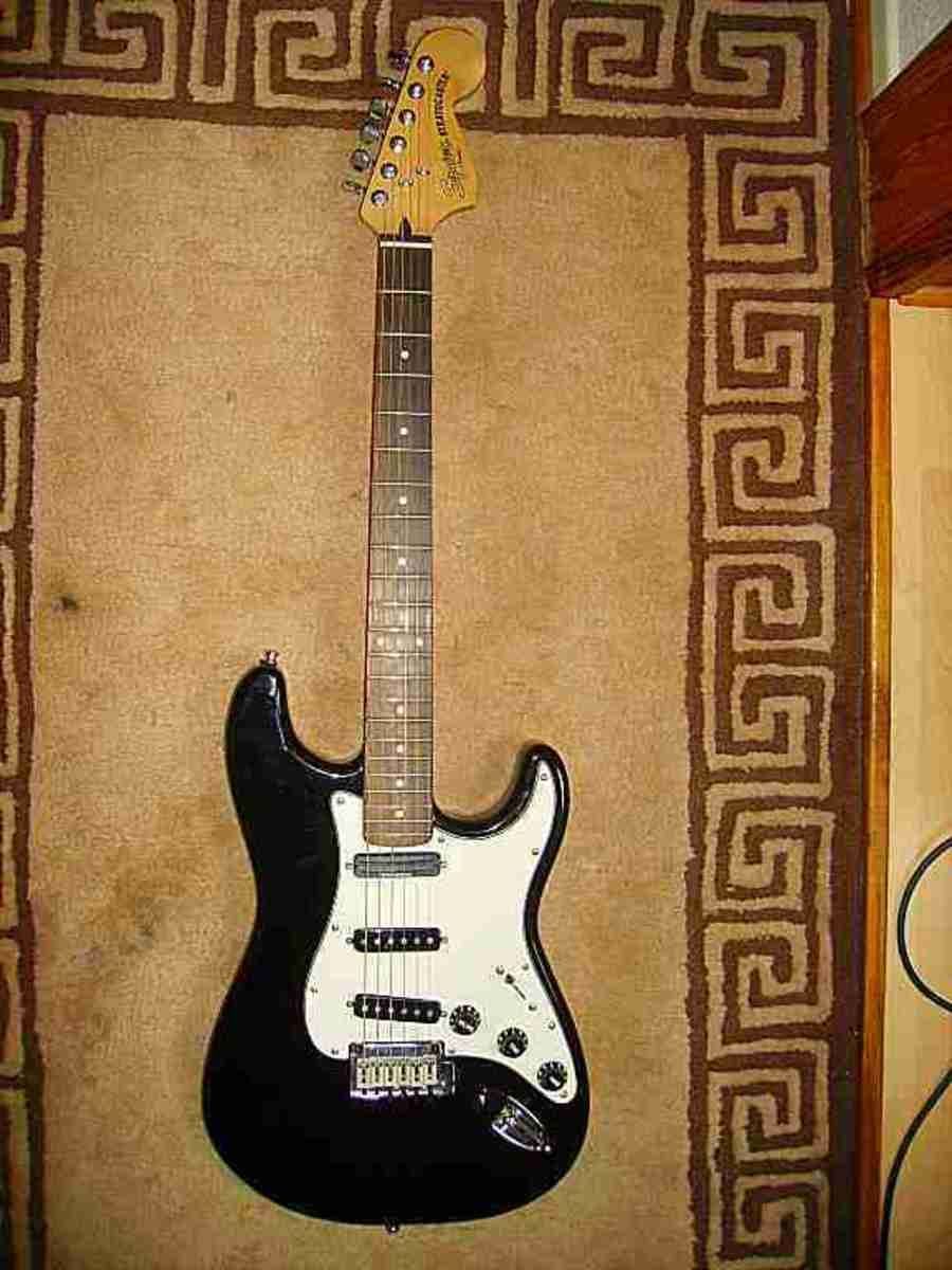 Photo Squier Deluxe Hot Rails Strat Squier Deluxe Hot Rails
