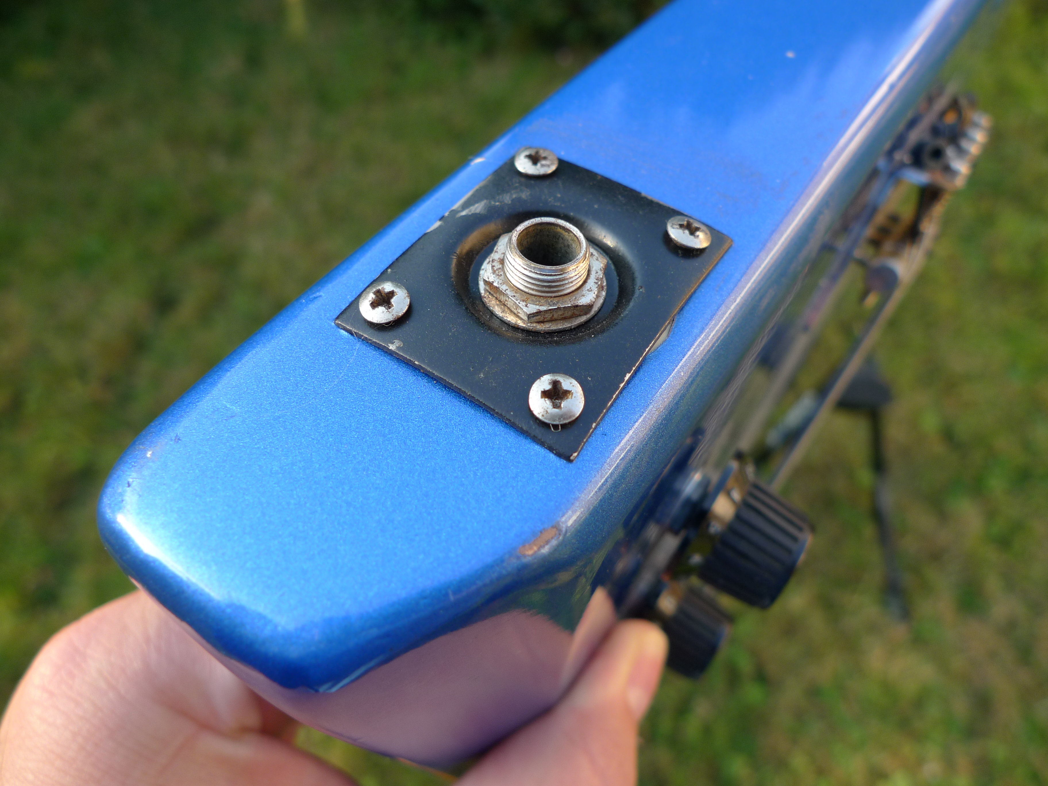 Photo Squier Katana Bass Squier Katana Bass (94144) (660809) Audiofanzine