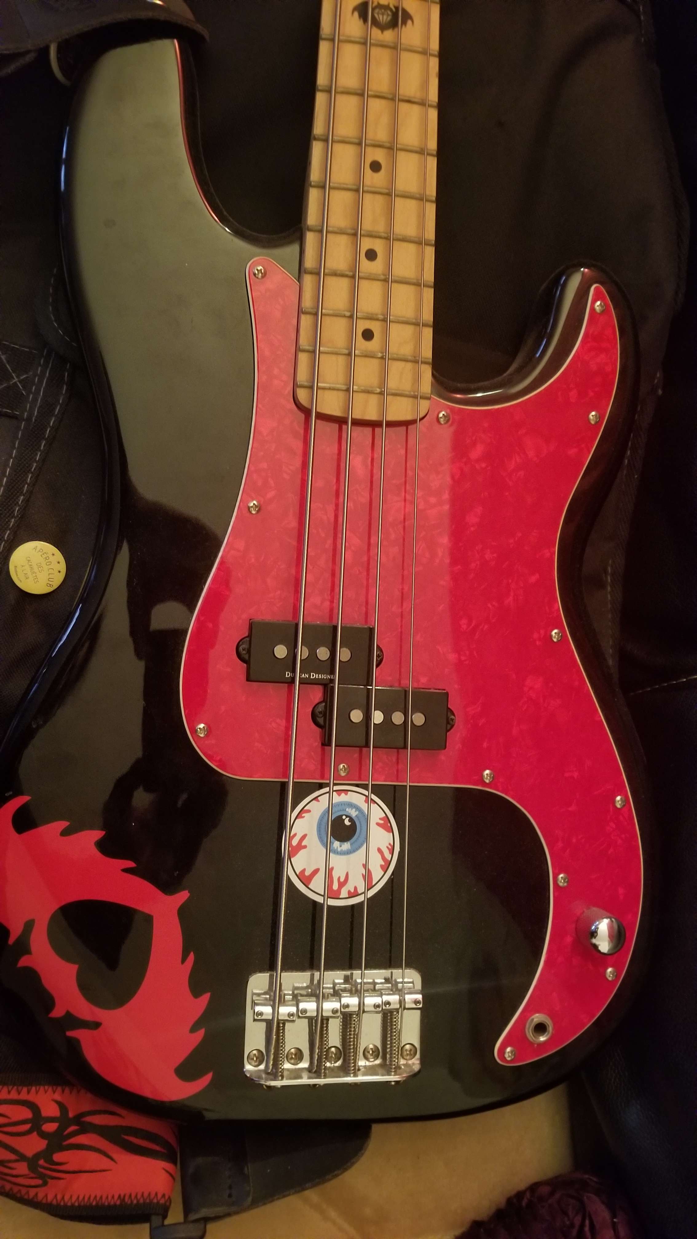 Pete Wentz Precision Bass Squier Pete Wentz Precision Bass Audiofanzine