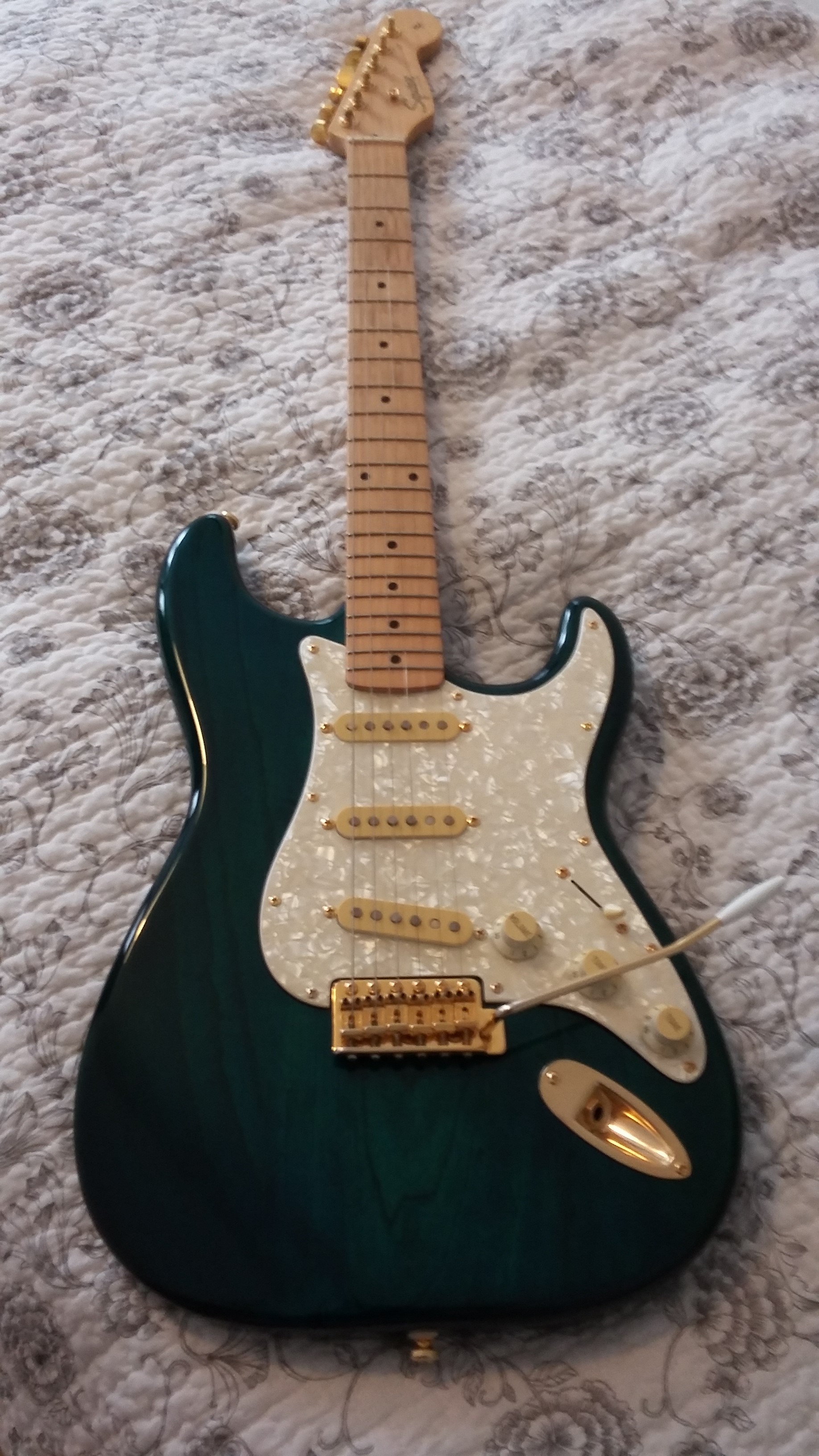 Photo Squier Pro Tone Stratocaster Squier Pro Tone Stratocaster