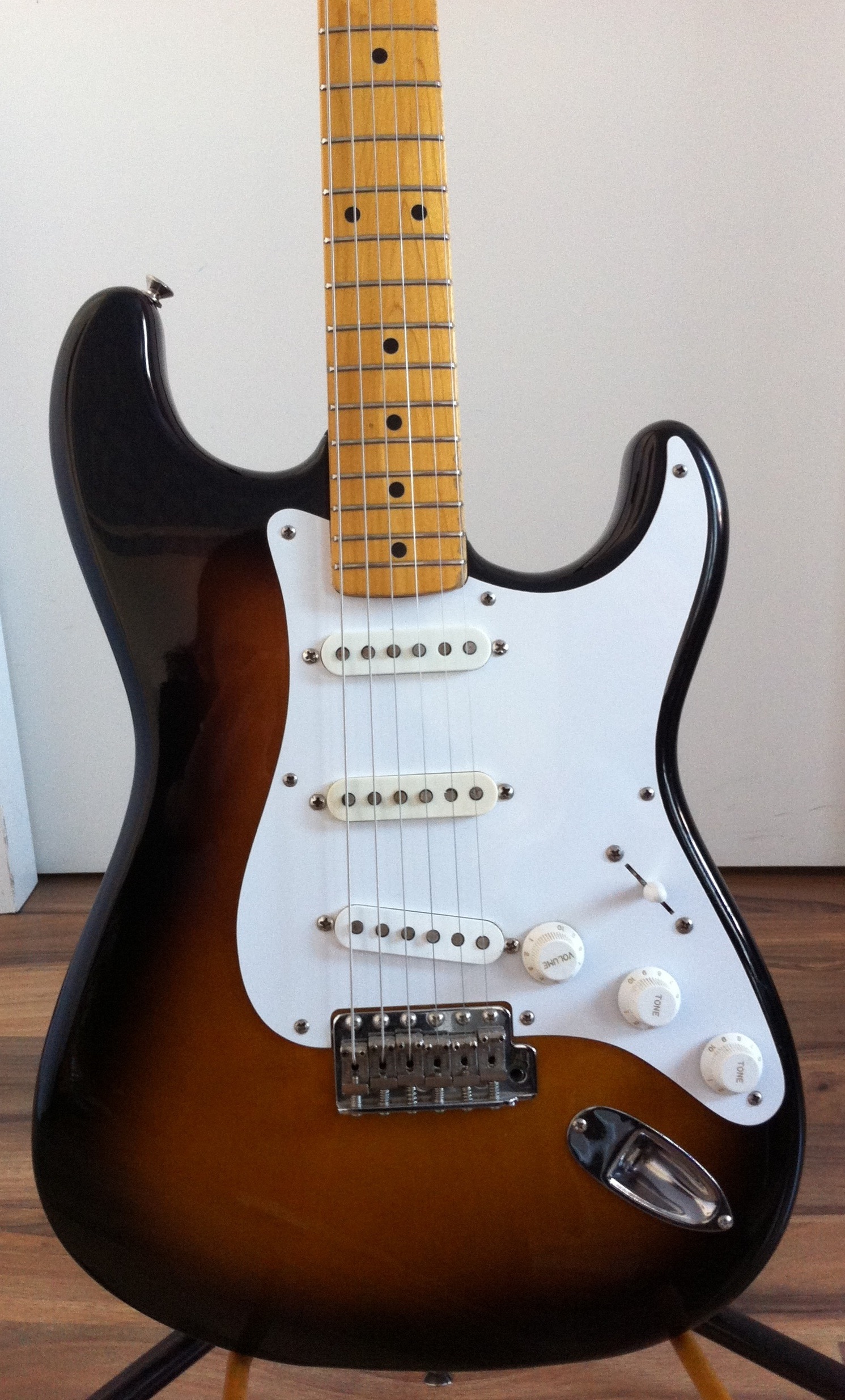 Photo Squier Stratocaster (Made in Japan) Squier JV 57' Stratocaster