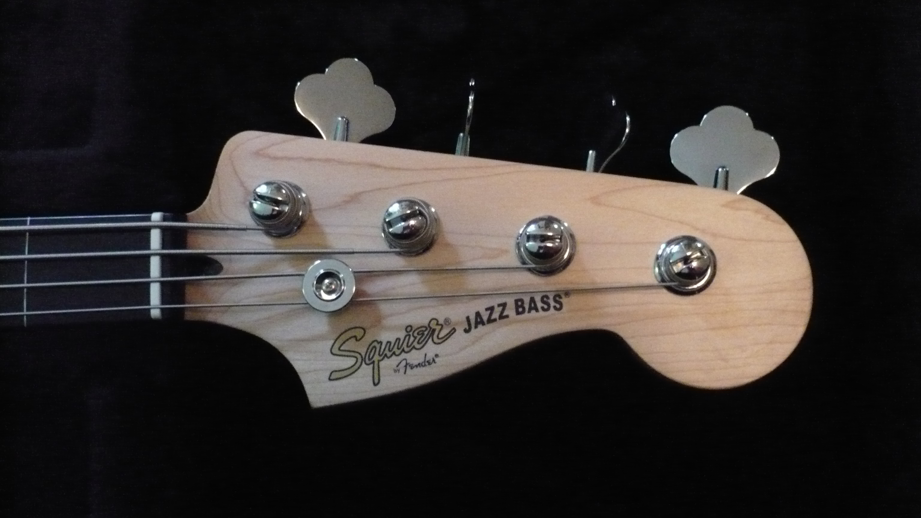 Squier Vintage Modified Jazz Bass Fretless image (465875) Audiofanzine