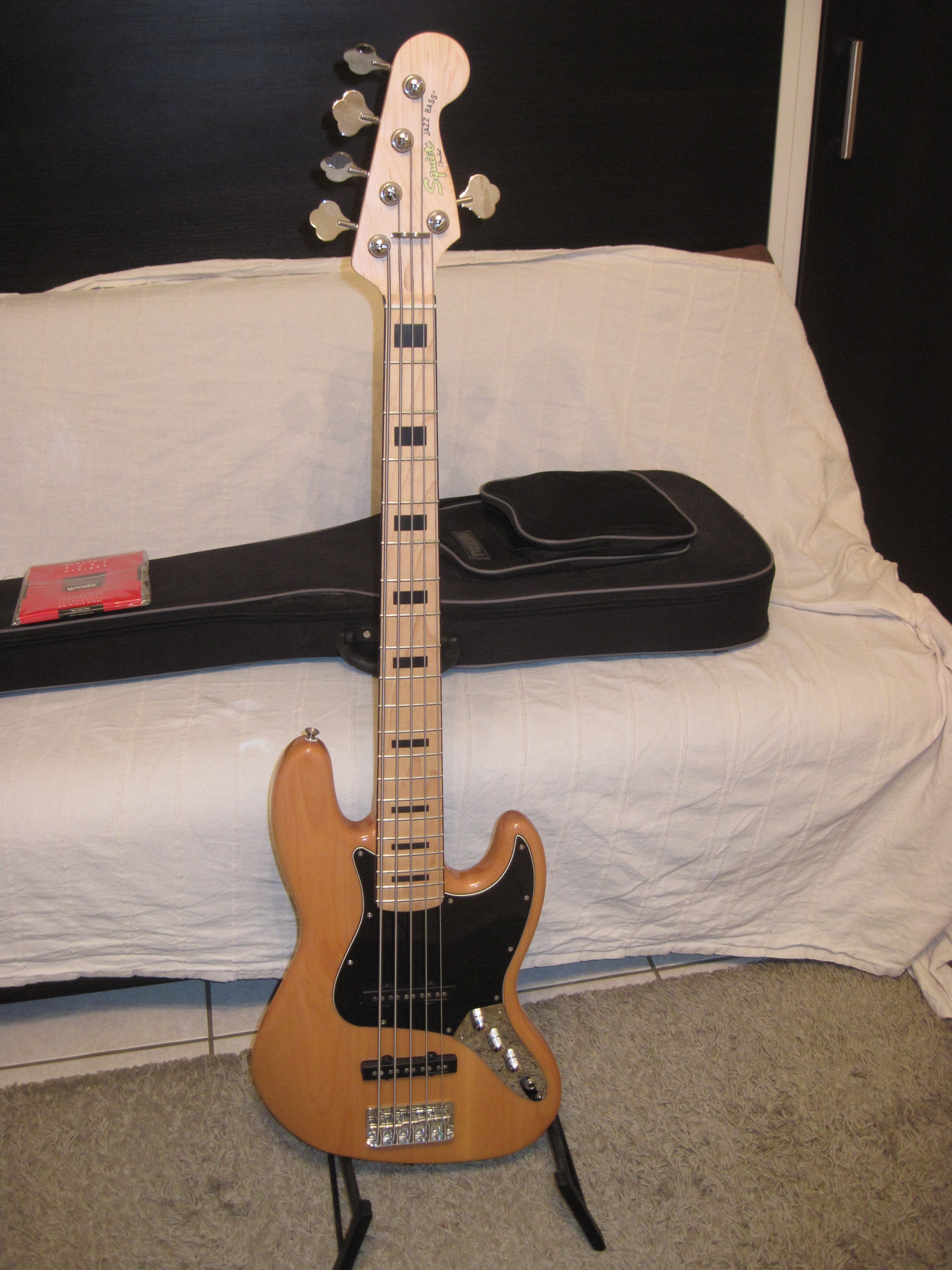 Photo Squier Vintage Modified Jazz Bass V Squier Vintage Modified Jazz Bass V (58777 Photo Squier Vintage Modified Jazz Bass V Squier Vintage Modified Jazz Bass V (58777