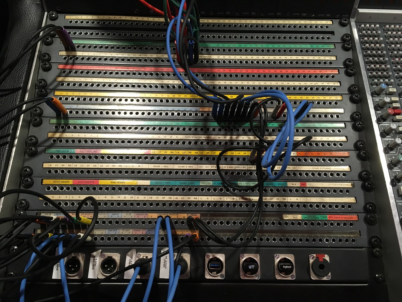 Solid State Logic SSL 4000 E 24 channel console (Euskadi) Audiofanzine