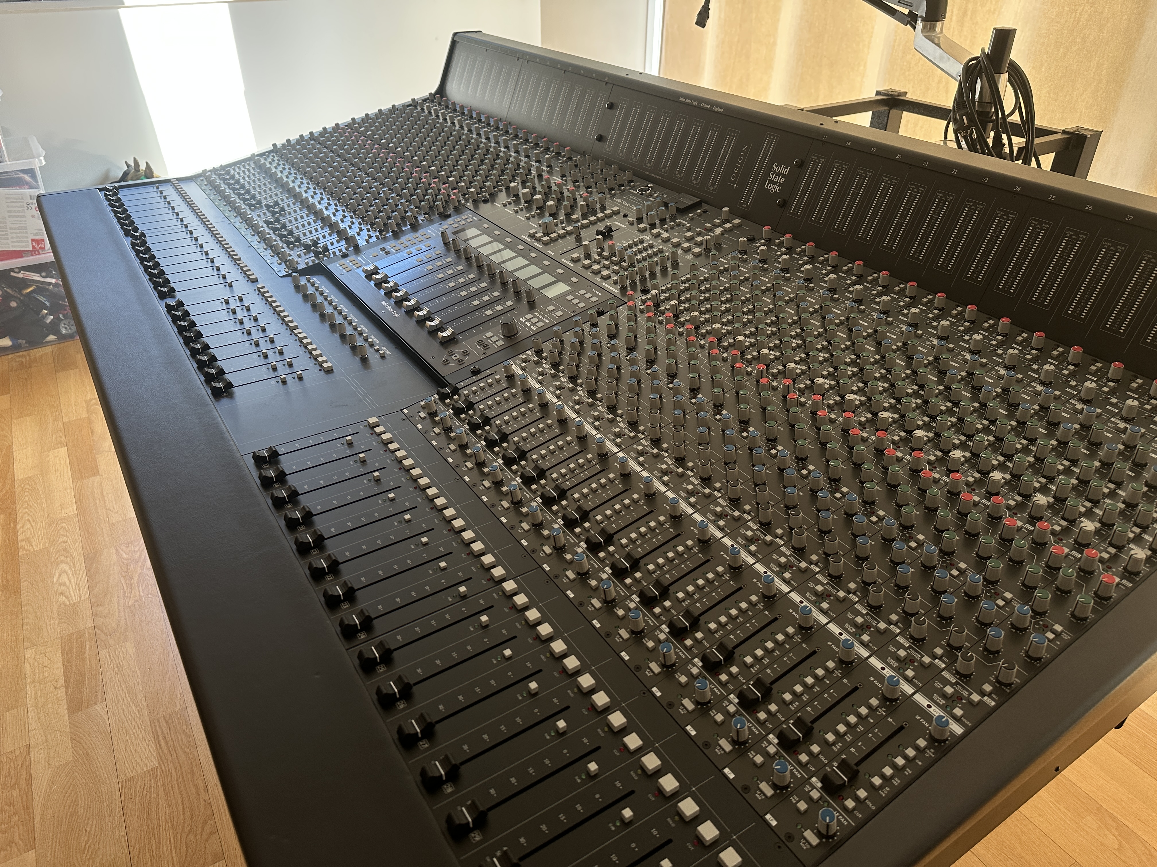 Ssl Origin Console Rear Panel SSL Origin 32 Mixer - Audiofanzine