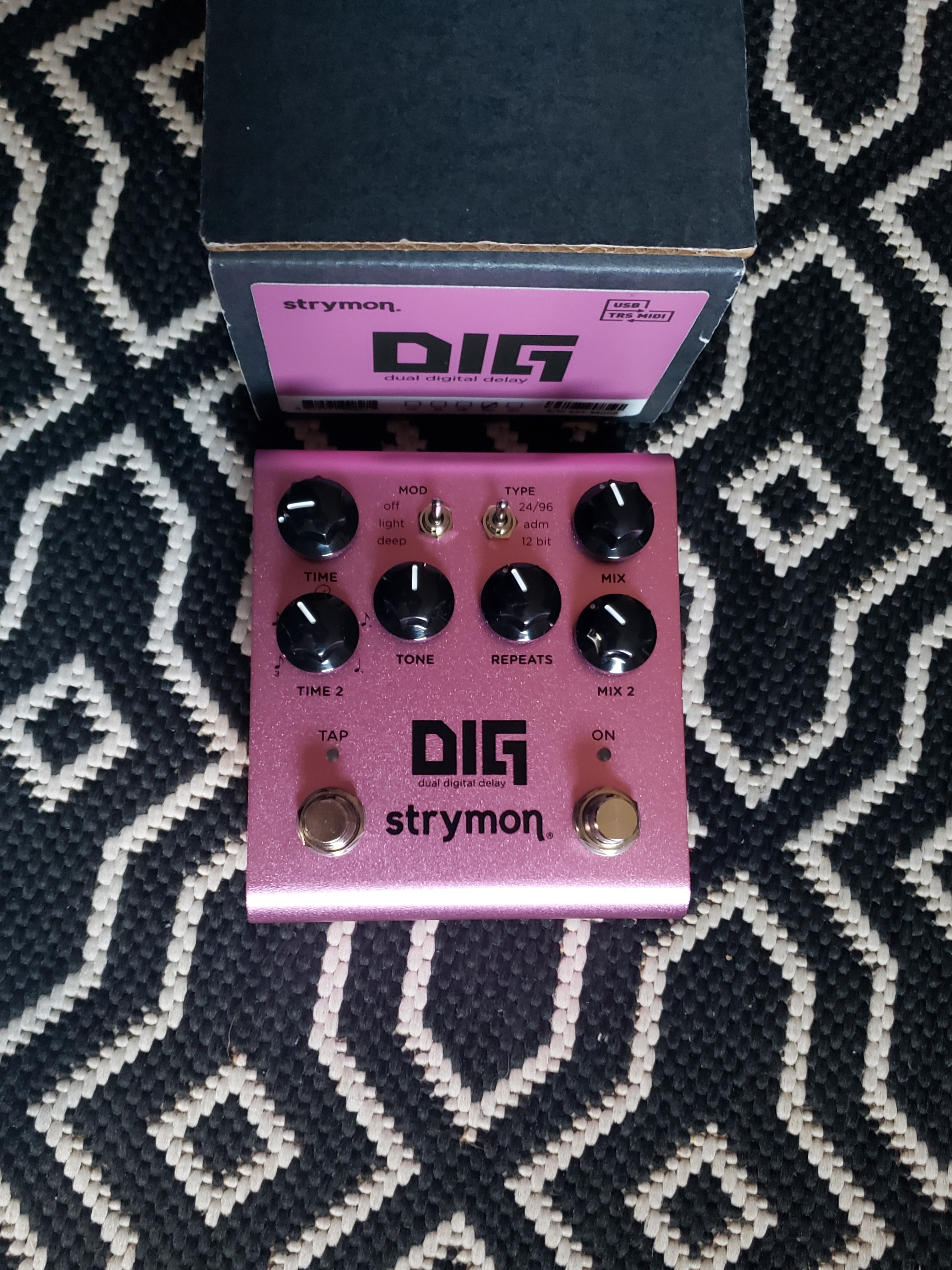 DIG V2 Strymon DIG V2 Audiofanzine