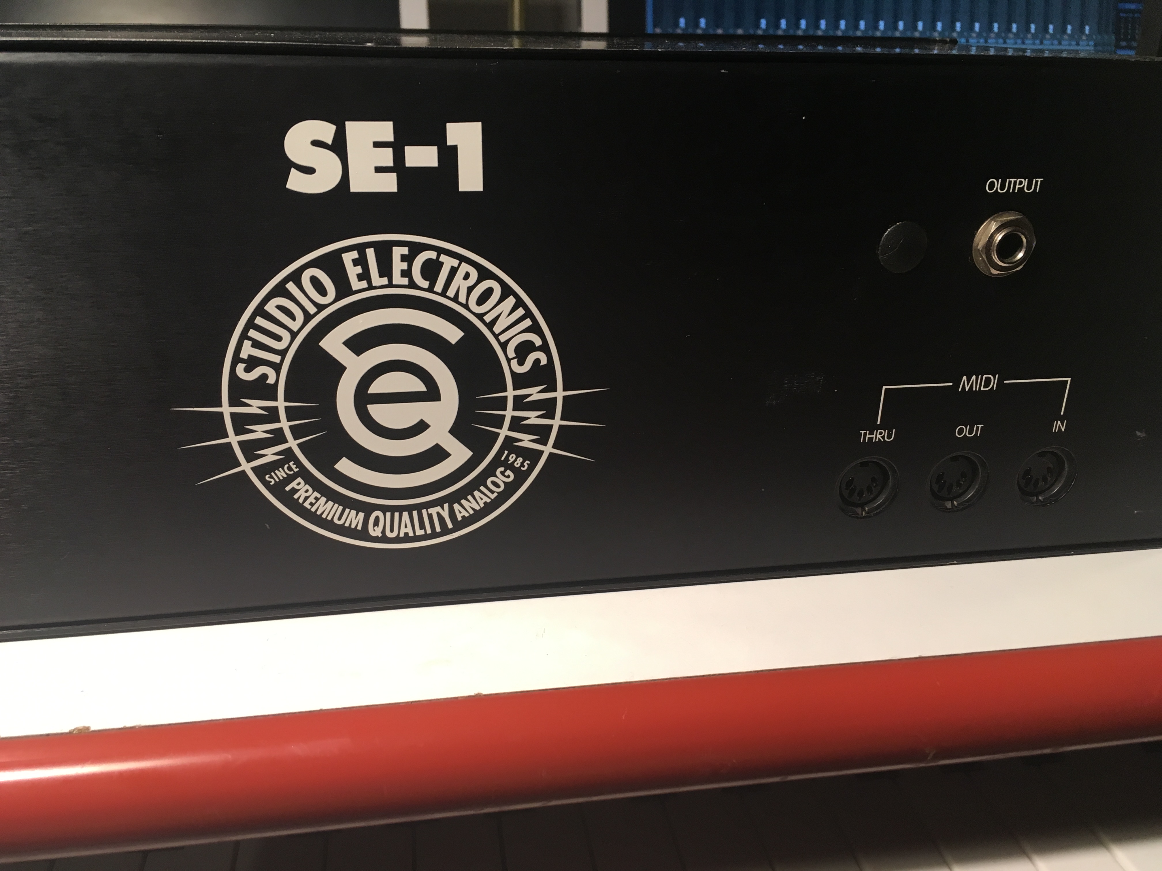 Photo Studio Electronics SE1 IMG 1098.JPG (1881517) Audiofanzine