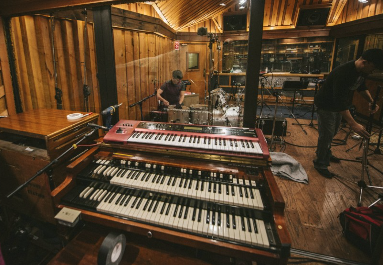 Studio & Home Studio image Holzman keyboard rig (1228768) Audiofanzine