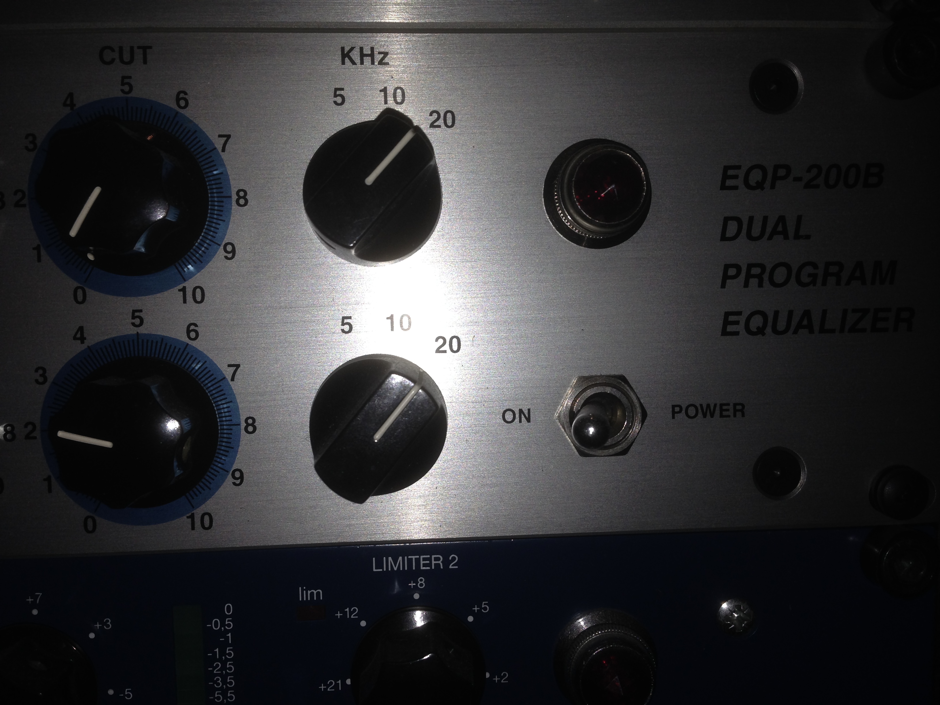 EQP200B Summit EQP200B Audiofanzine