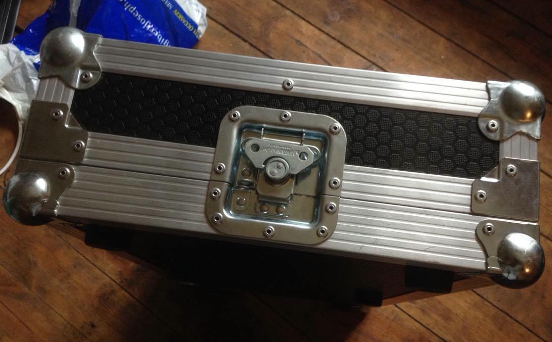 Swan Flight Single Level Guitar Pedal Board Case Size 3 image (1531313) Audiofanzine