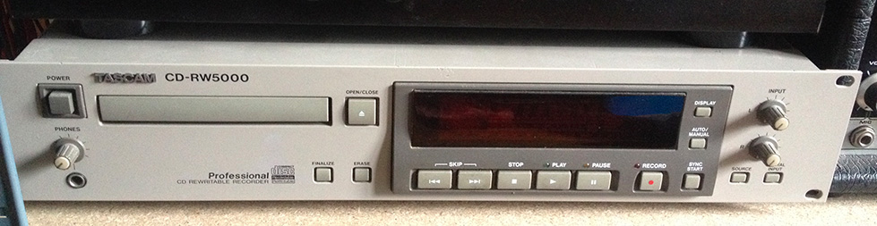 Tascam CD-RW5000 image (#962363) - Audiofanzine