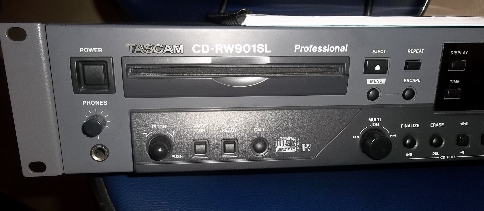 特選品 TASCAM CD-RW901SL CDレコーダー CDプレーヤー | cubeselection.com