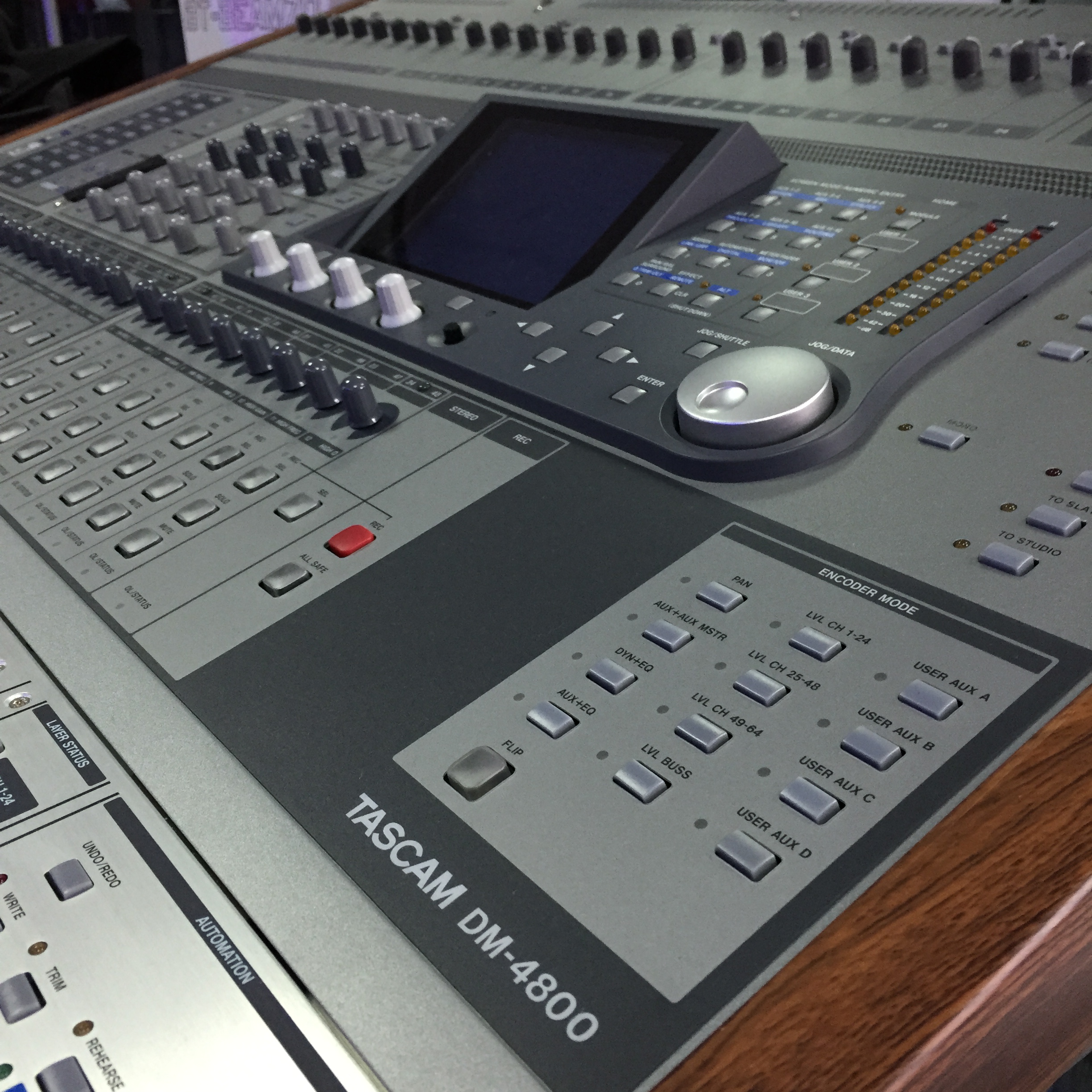 Photo Tascam DM4800 Tascam DM4800 (90333) (963920) Audiofanzine