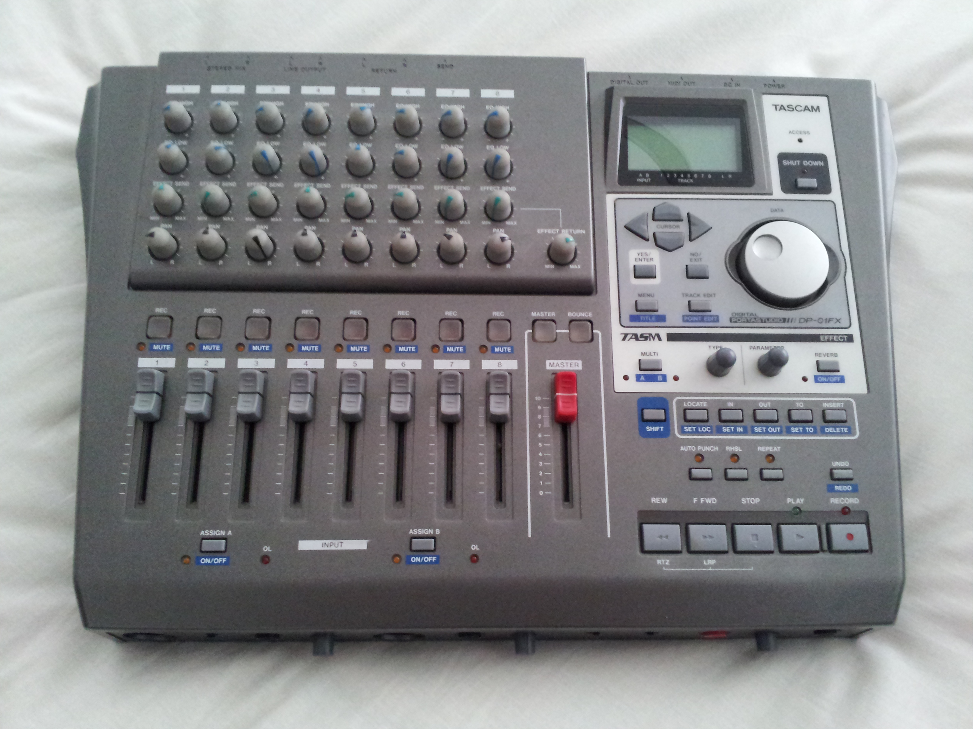 Photo Tascam DP-01 FX : Tascam DP-01 FX (30644) (#807237) - Audiofanzine