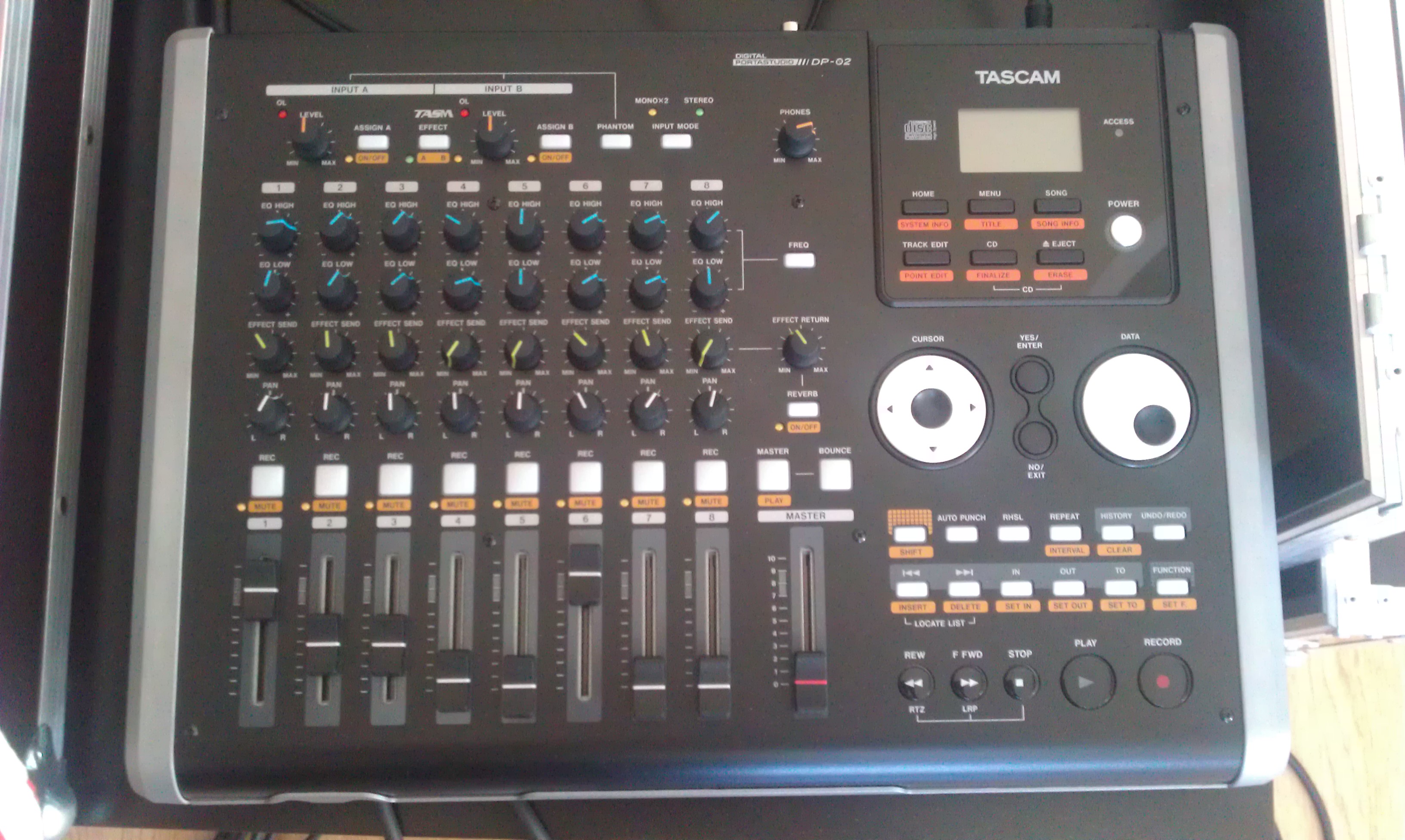 Photo Tascam DP02 Tascam DP02 (15161) (356720) Audiofanzine