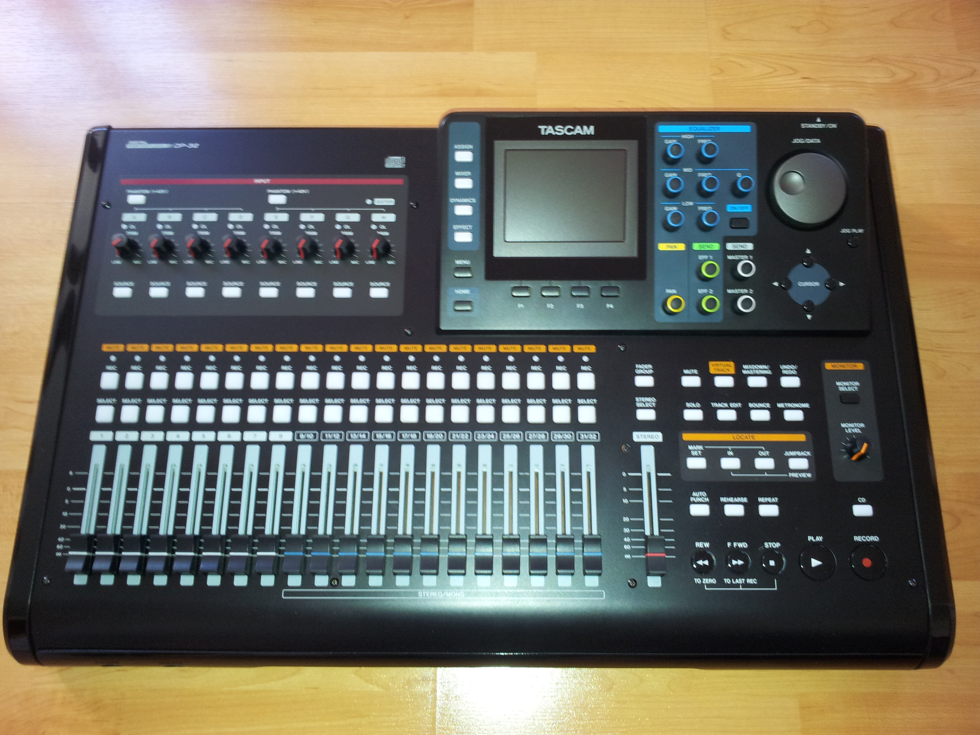 Photo Tascam DP32SD 20170620 093413 (1838714) Audiofanzine