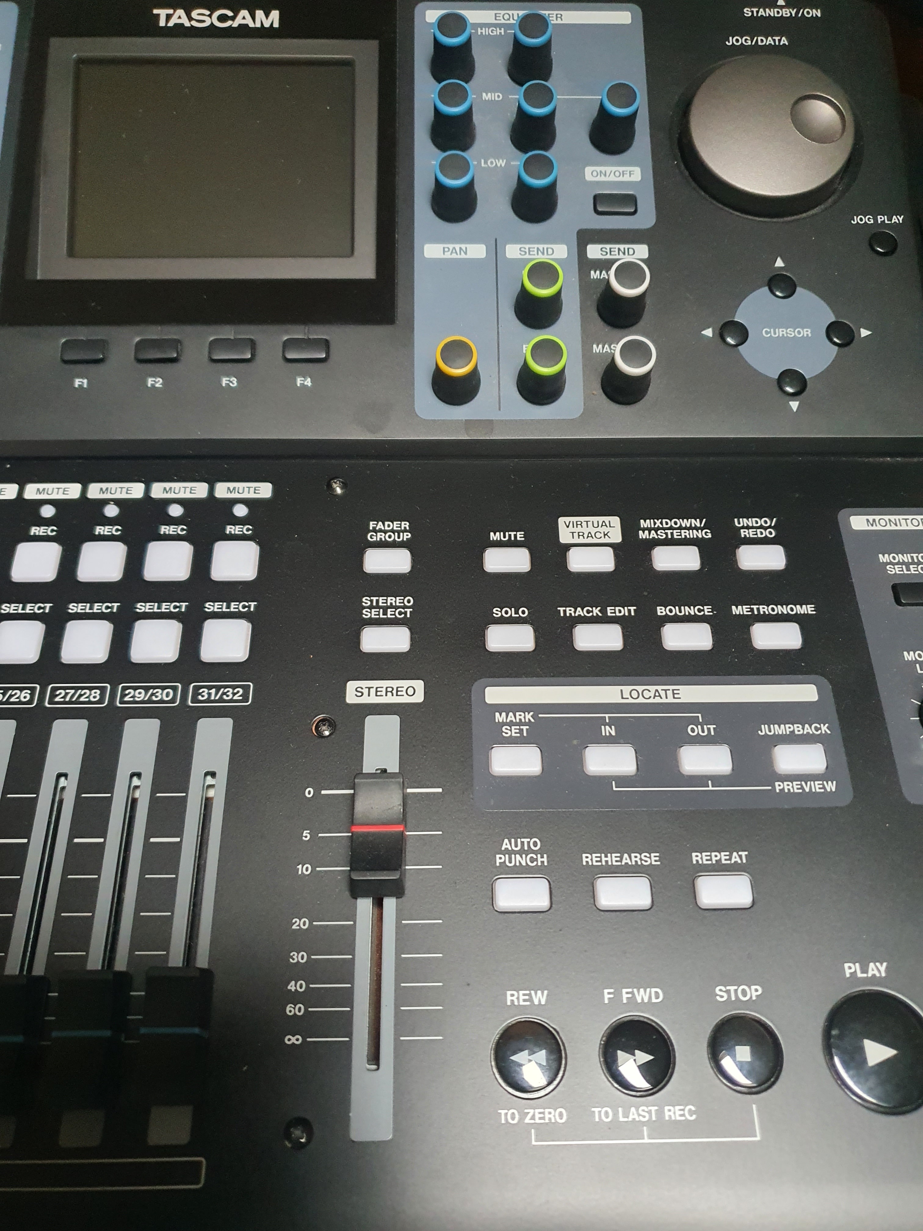 DP32SD Tascam DP32SD Audiofanzine