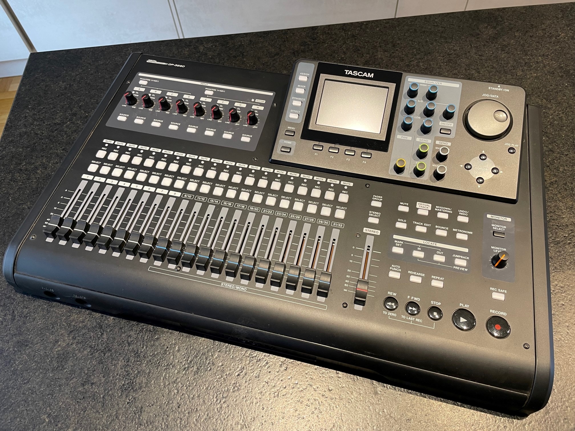 DP32SD Tascam DP32SD Audiofanzine