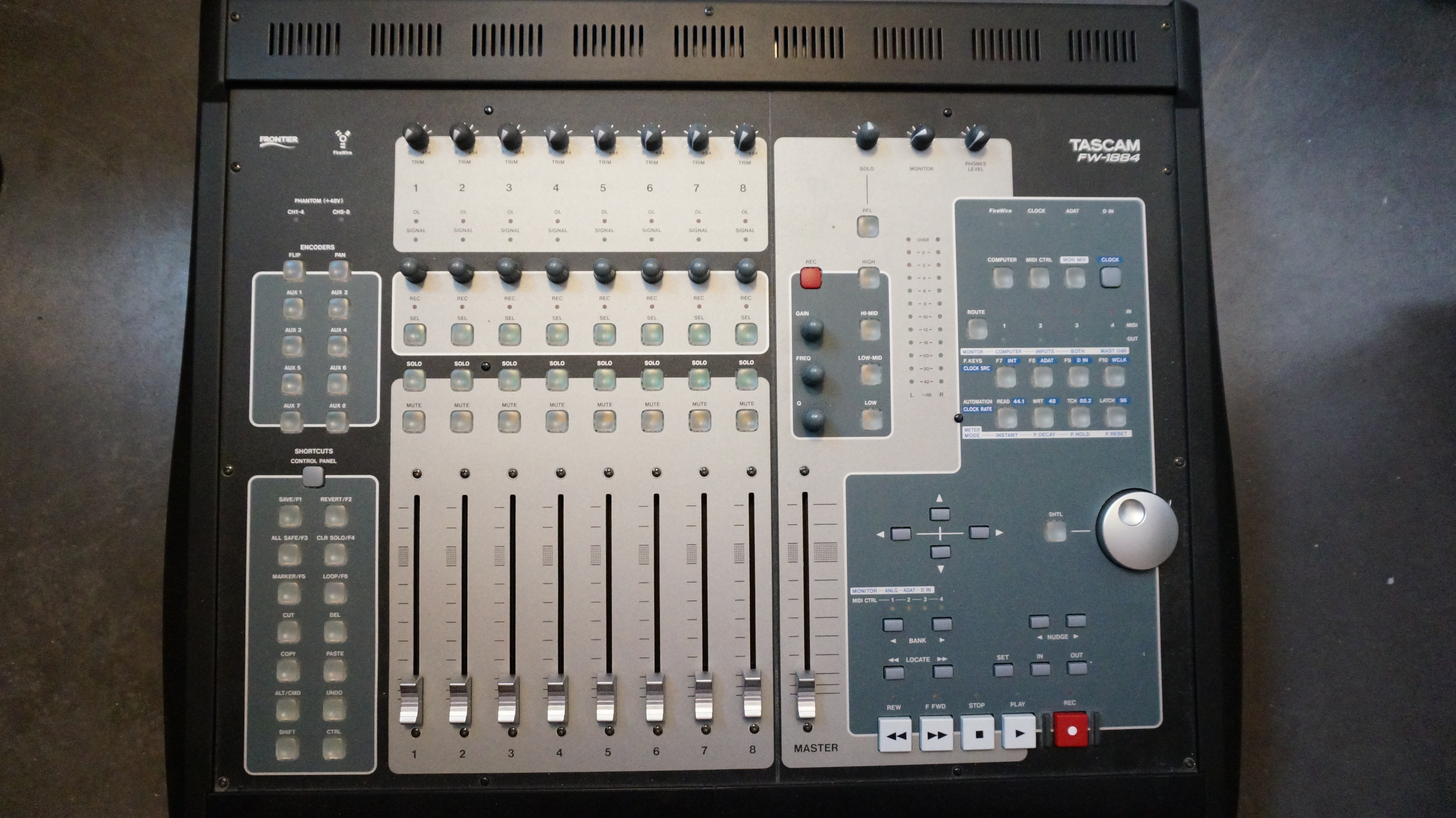 TASCAM ミキサー FW-1884 FE-8 メーカー再生品 icqn.de