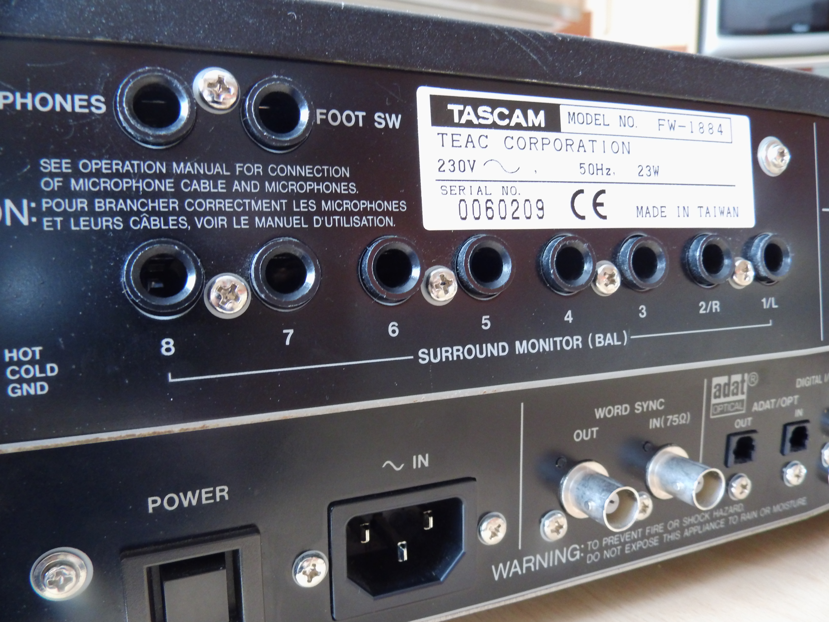 Photo Tascam FW1884 Tascam FW1884 (6820) (594120) Audiofanzine
