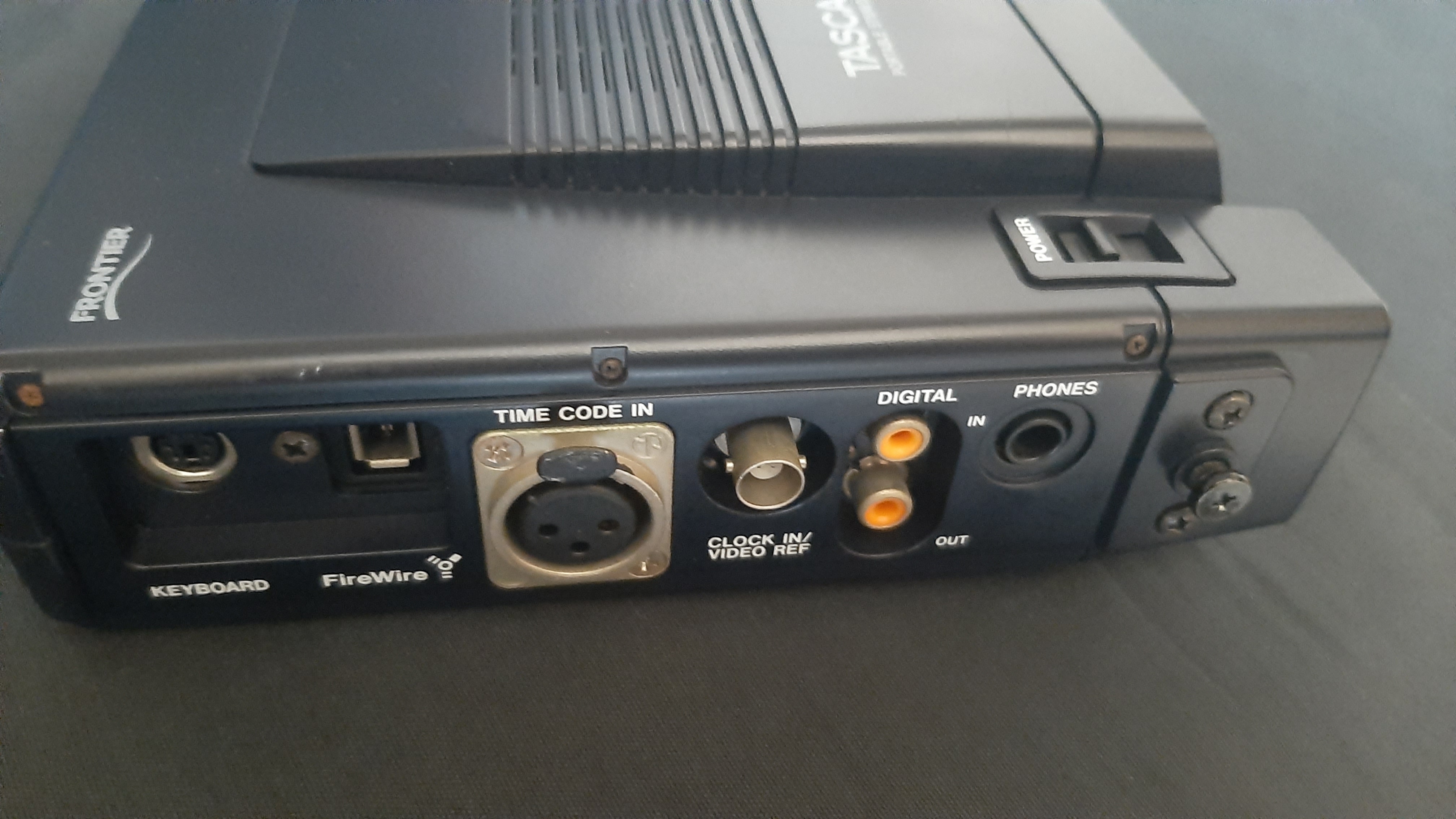 HDP2 Tascam HDP2 Audiofanzine