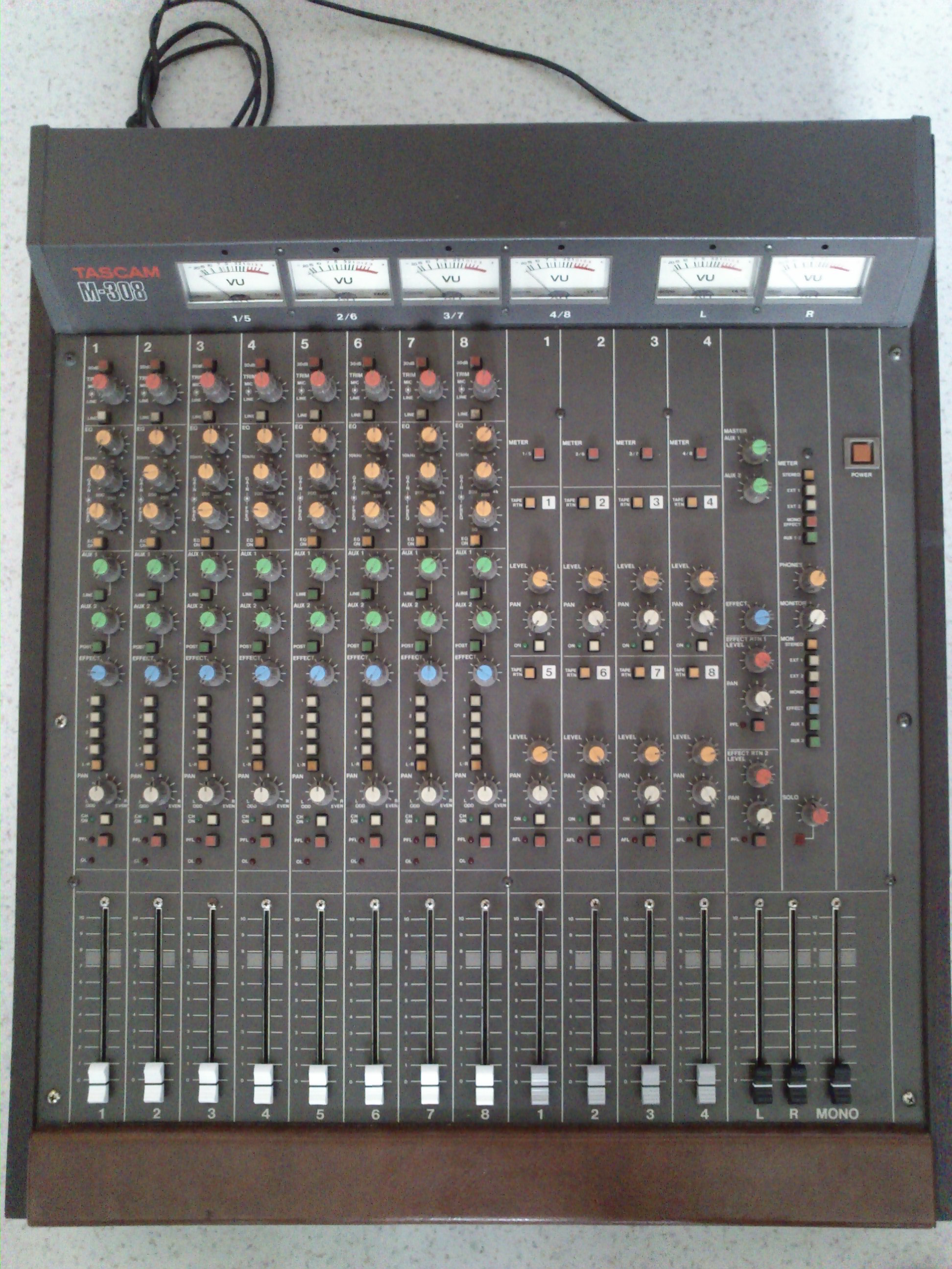 Photo Tascam M308 Tascam tascam m308 (1130785) Audiofanzine