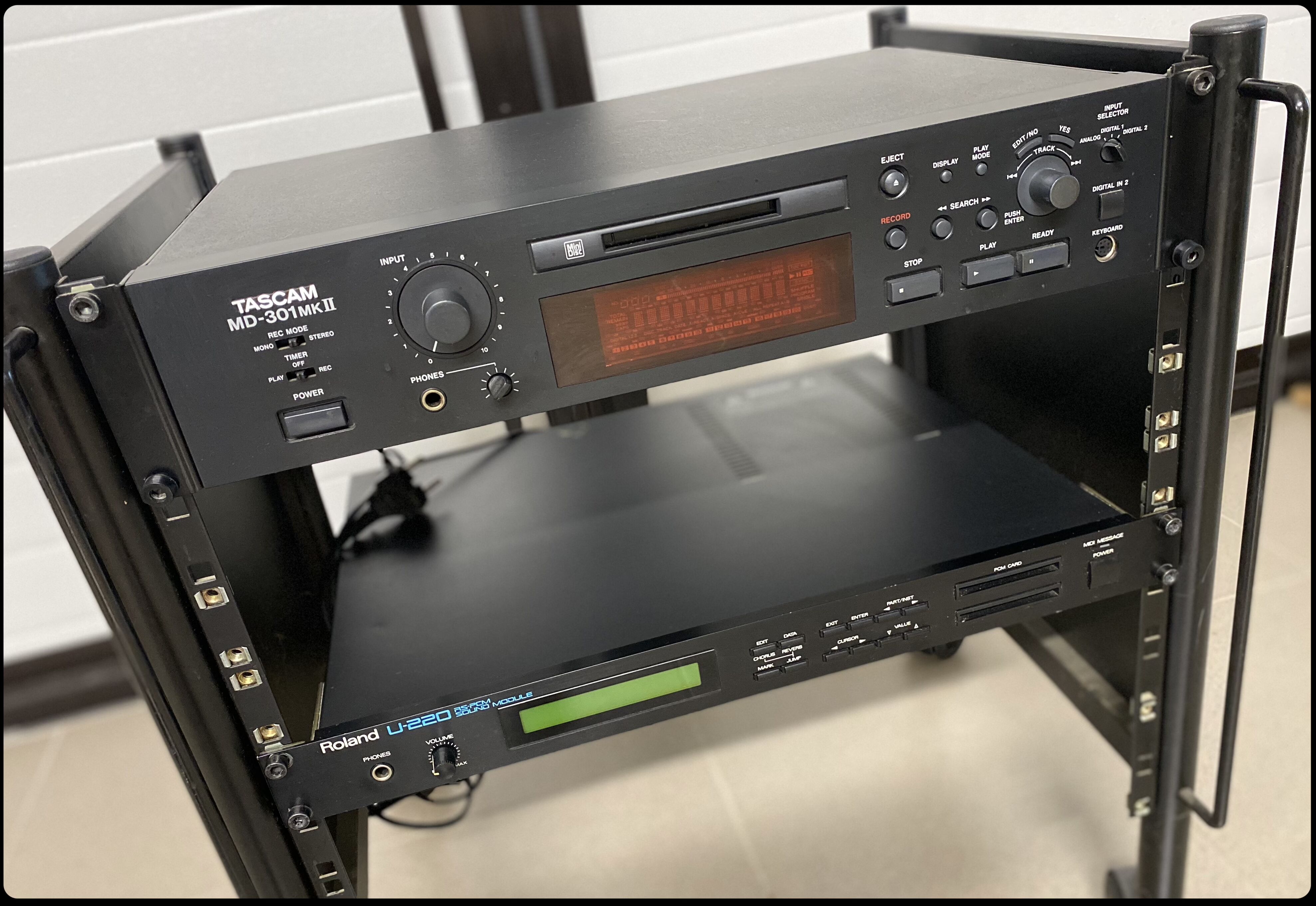 TEAC TASCAM MD-301MK 2 MDデッキ TEAC TASCAM MD-301MK 2 MDデッキ ジャンク TEAC TASCAM MD